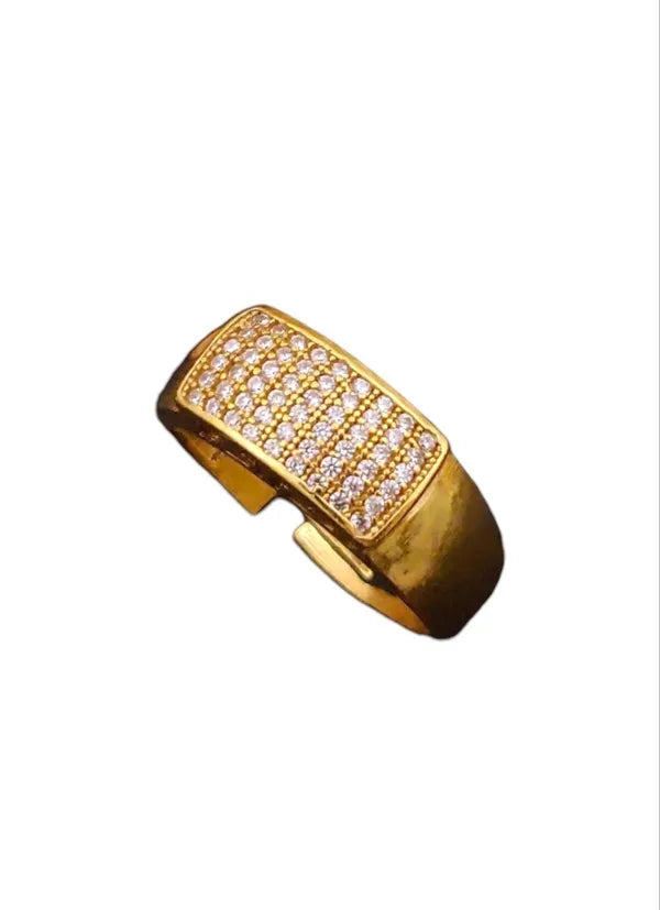 Diamond Gold Ring with aesthetic Design for Boys & Men