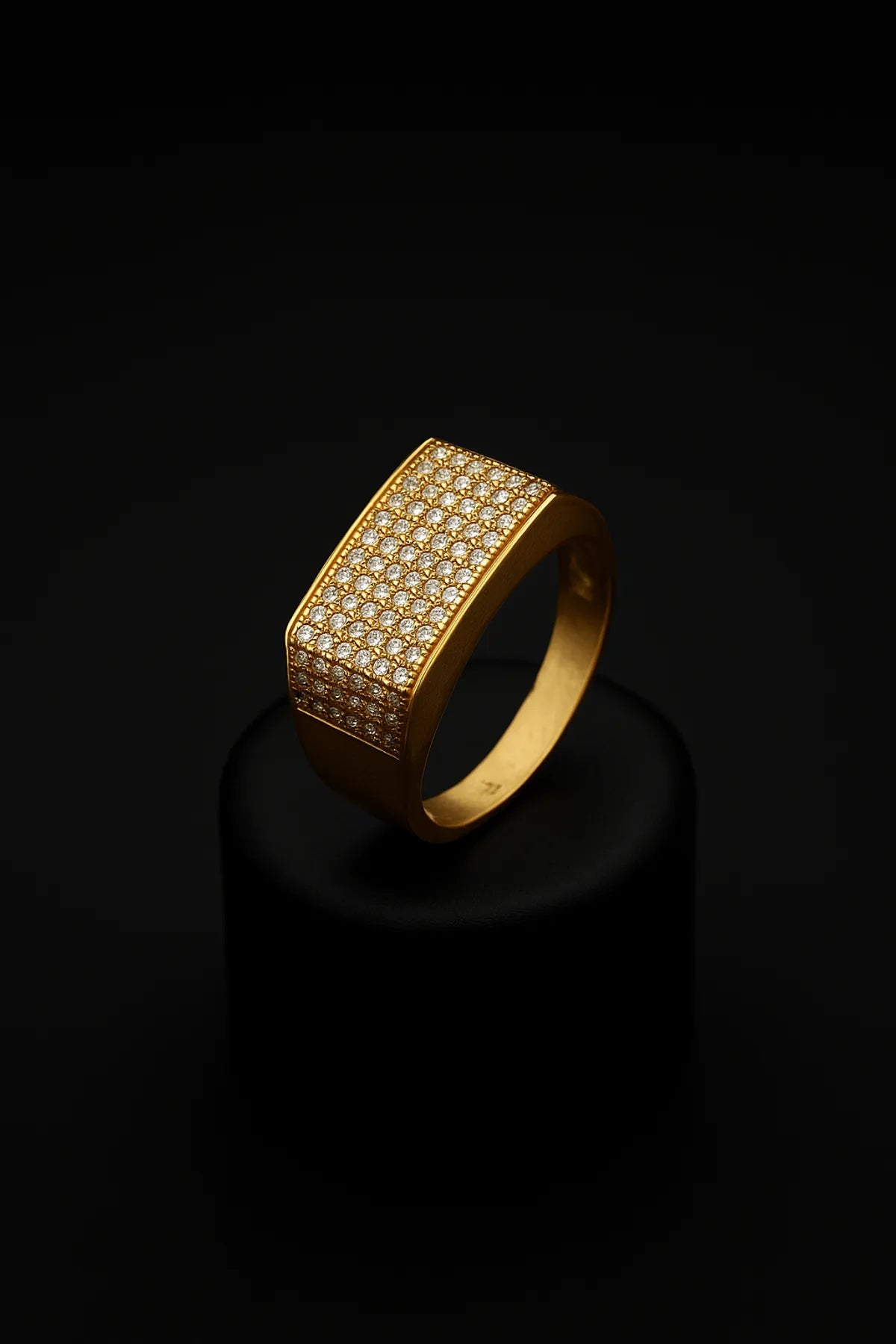 Creative Design Finger Ring with Gold Plated for Men & boys