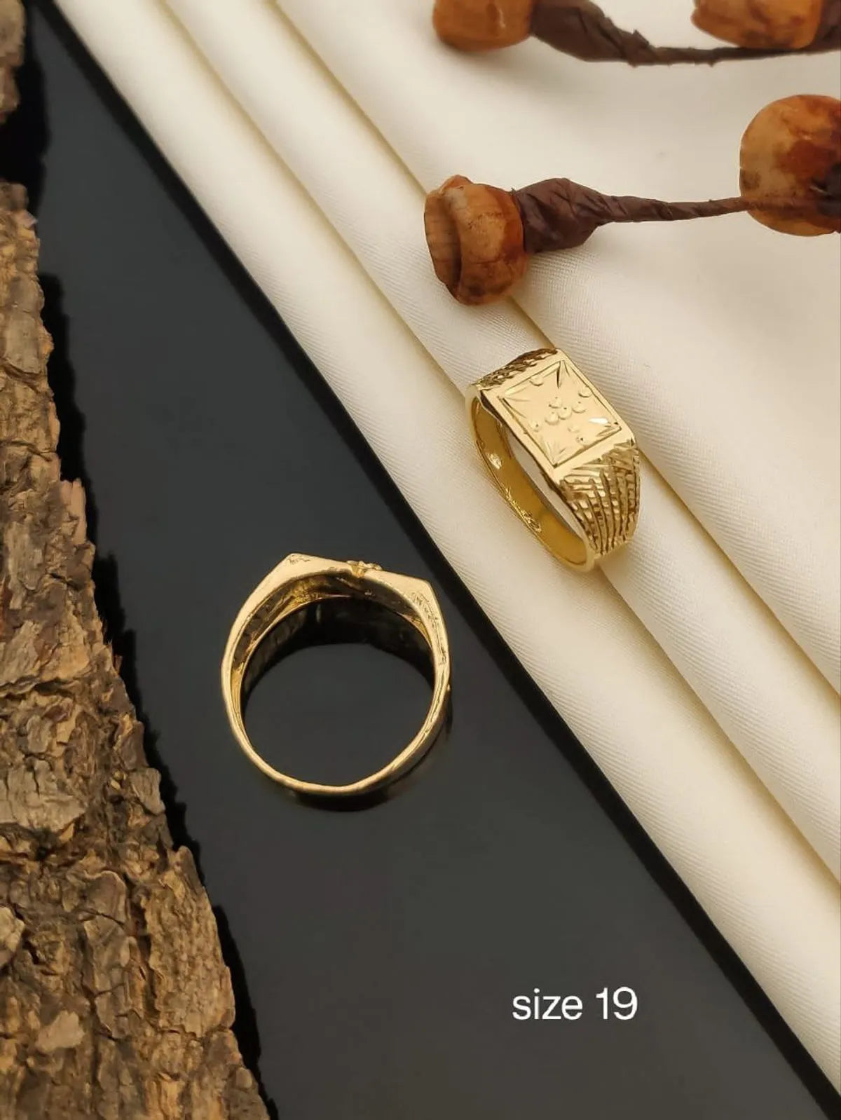 Real Gold Shiner Diamond with Shrinking Dull Soll Ring for Men & Boys