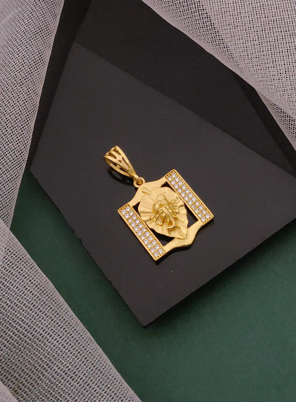 Ganpati on Leaf in Square frame Diamond Pendant