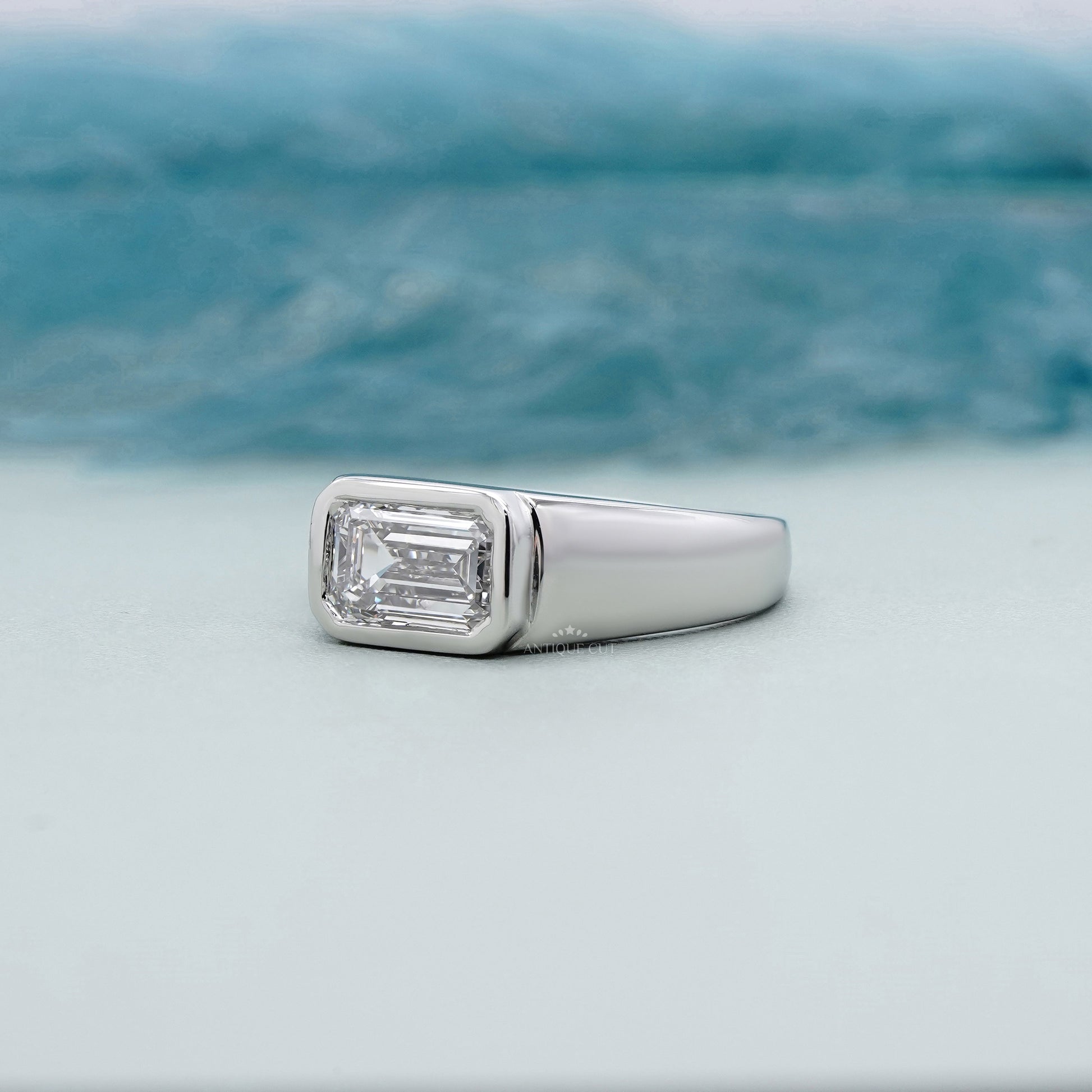 Emerald 2.50ct Lab Grown Diamond Men’s Ring in White Gold | IGI Certified