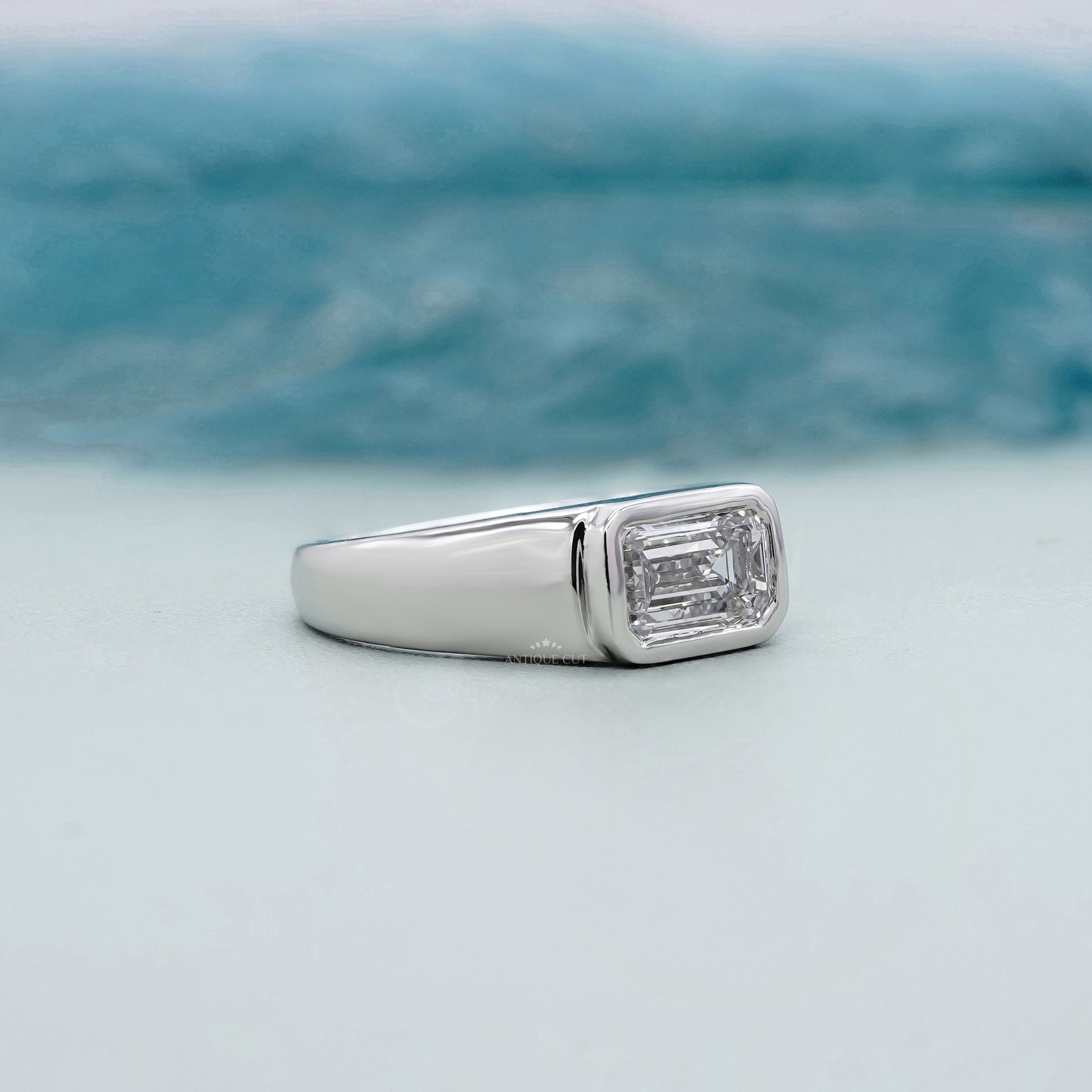 Emerald 2.50ct Lab Grown Diamond Men’s Ring in White Gold | IGI Certified