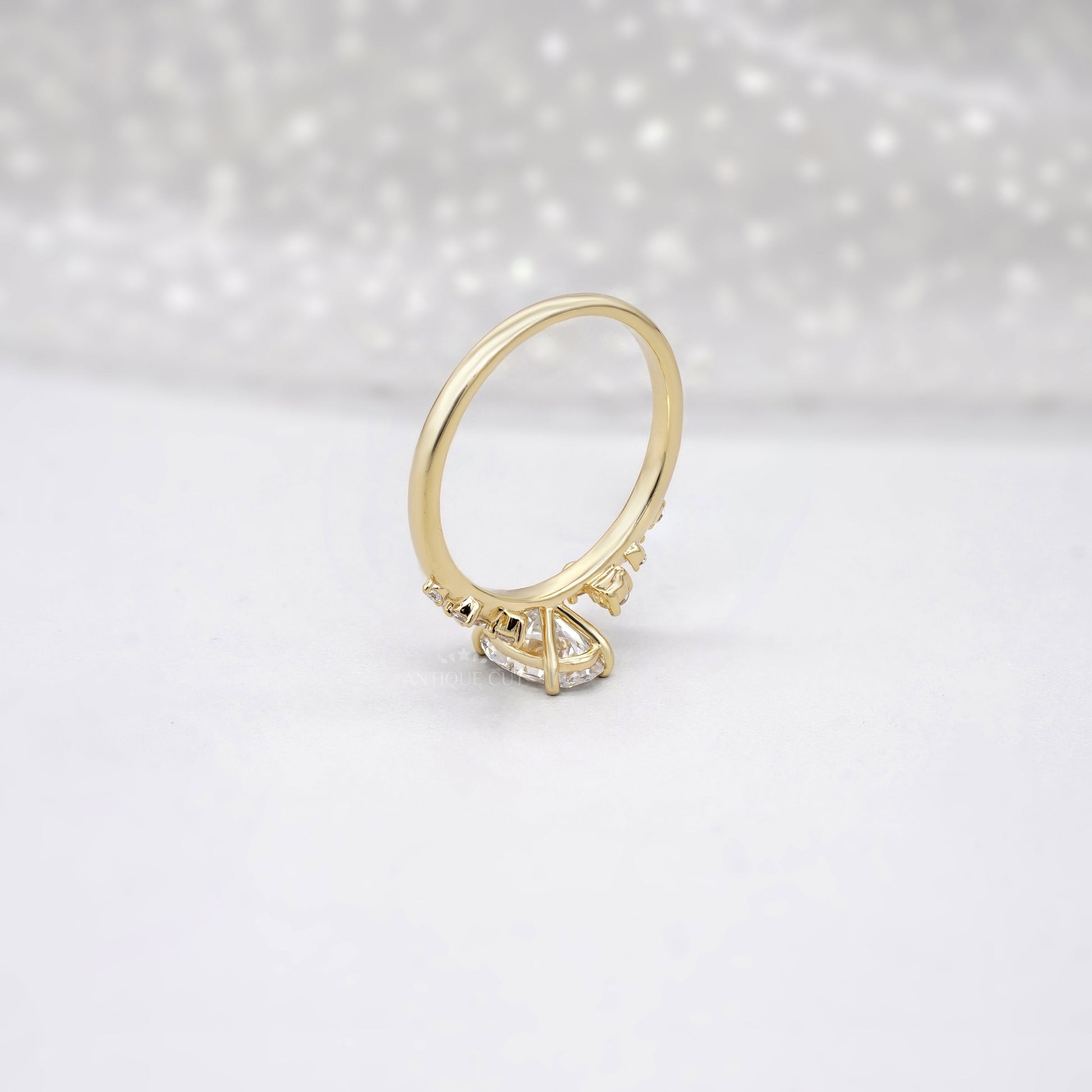 Oval 1.50tcw Lab Diamond Cluster Ring | Yellow Gold | Unique Side Design | IGI Certified