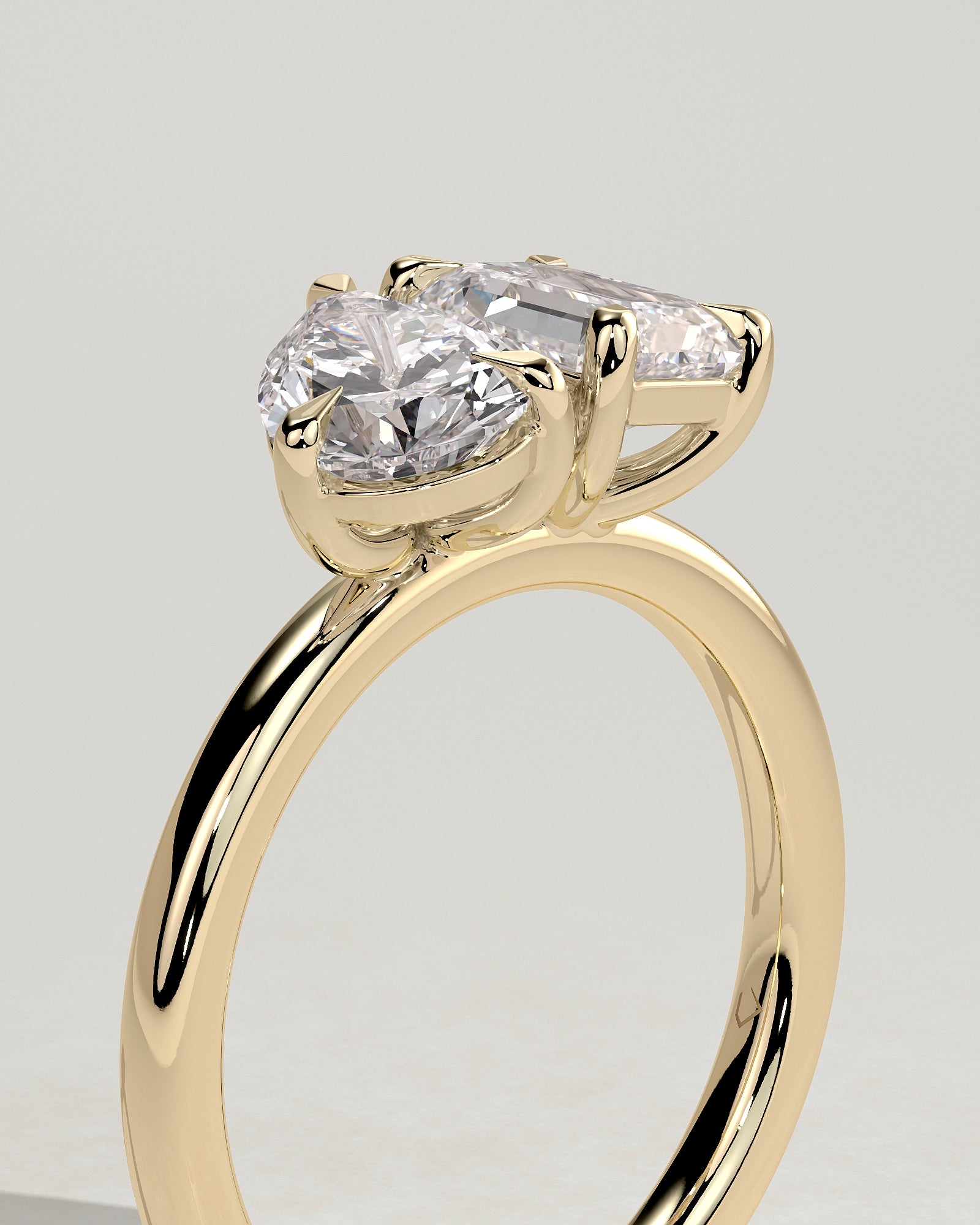 Yellow :: premium pear emerald lab diamond toi et moi ring yellow gold luxury style