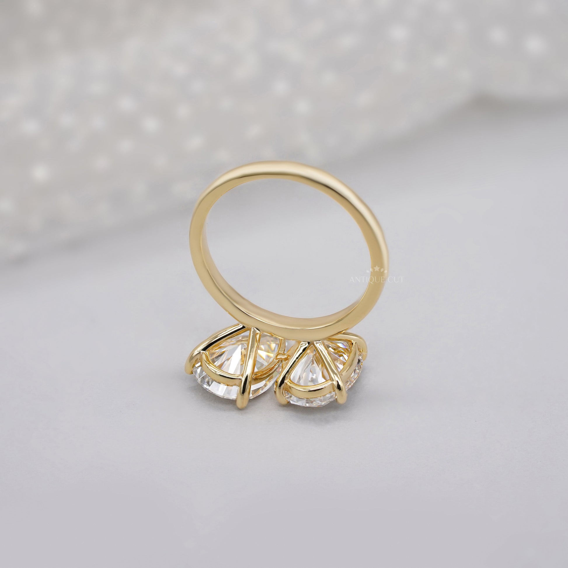 Oval and Pear 4.00tcw Lab Diamond Toi Et Moi Engagement Ring | IGI Certified | Modern Setting