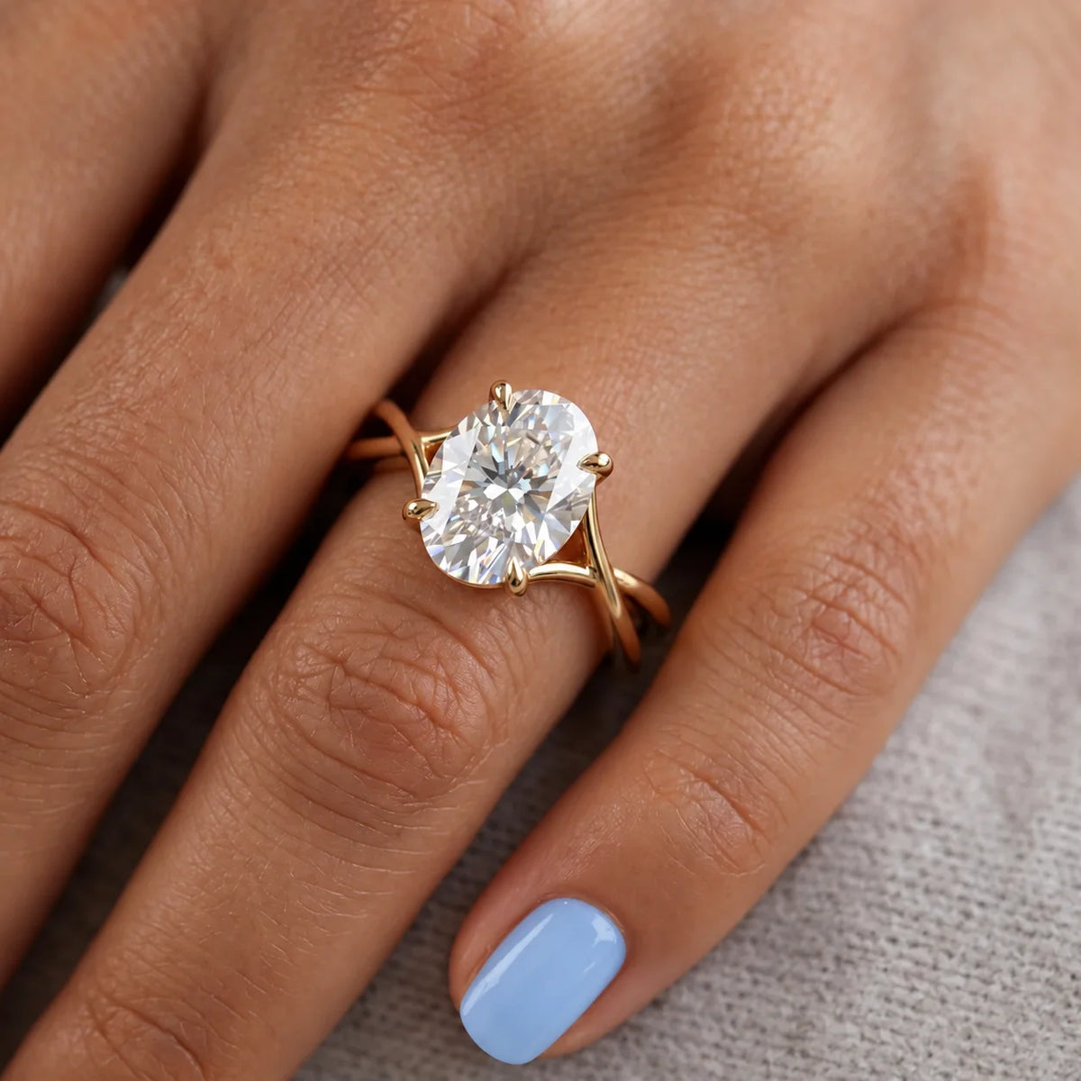 Common :: 1.5 Carat Oval Lab Grown Diamond Solitaire Ring