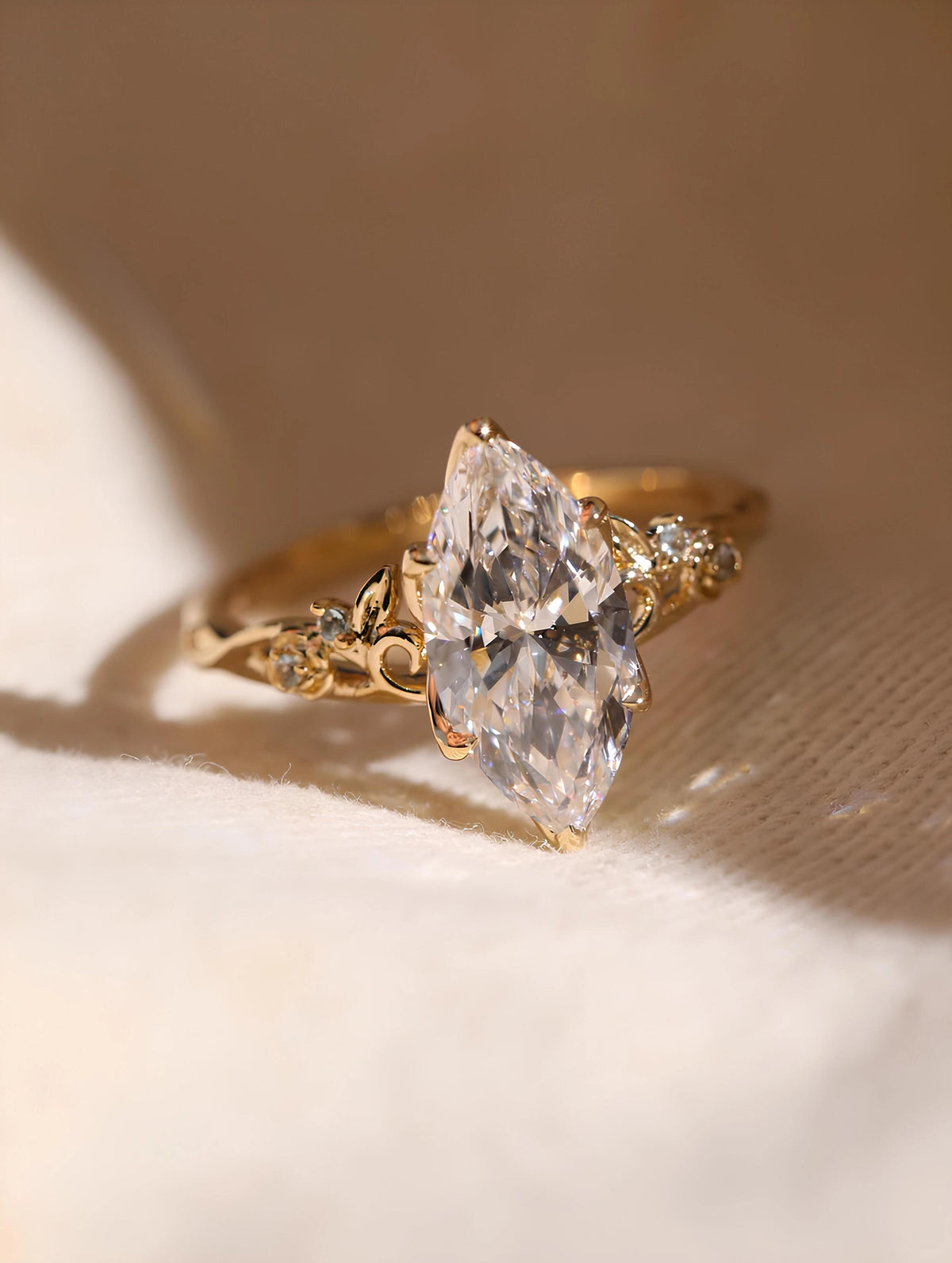 Common :: 1.63ct Marquise lab grown diamond ring with round diamond accents