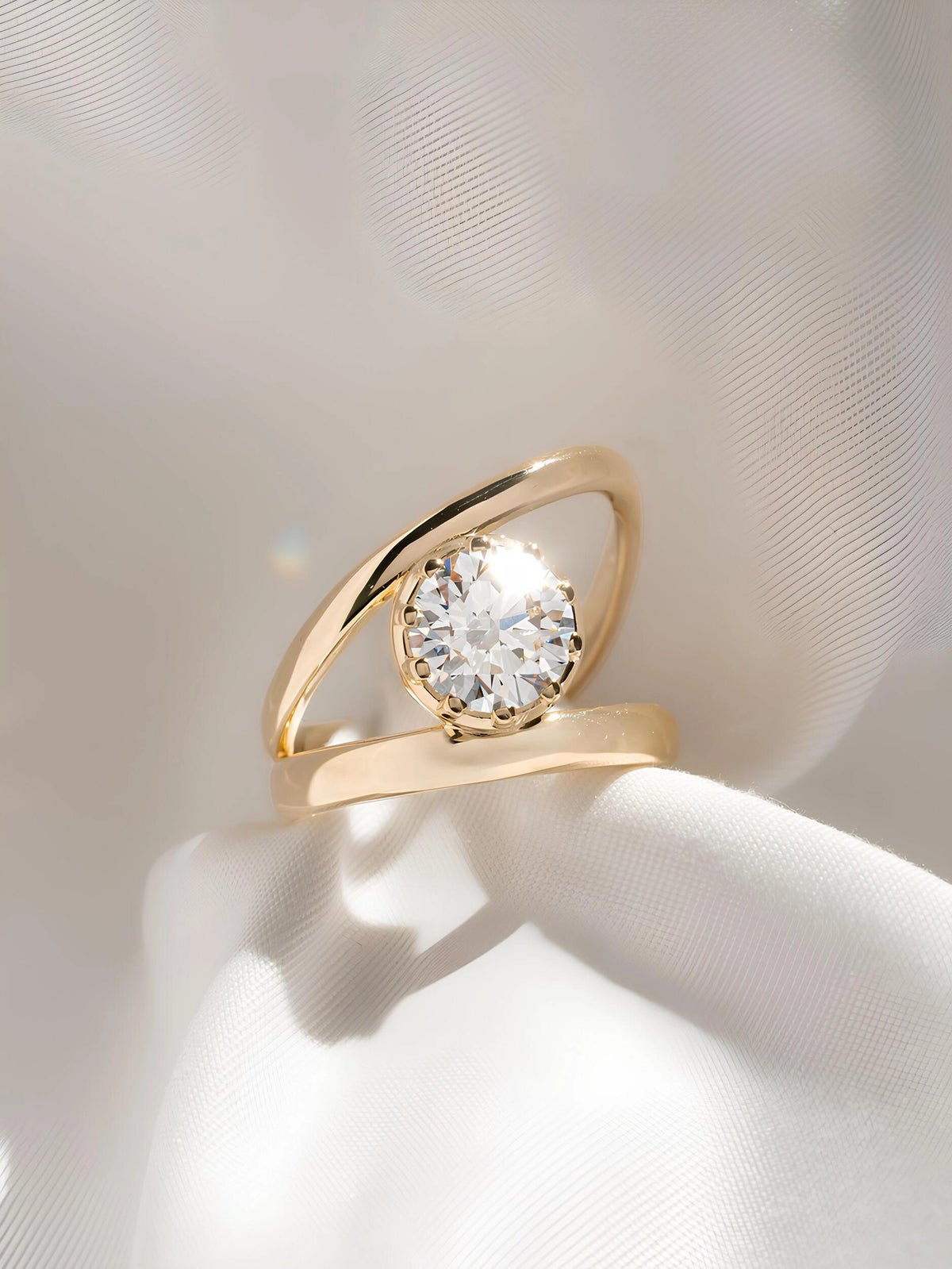 Common :: Unii Jewels 1.80ct Round lab grown diamond solitaire engagement ring