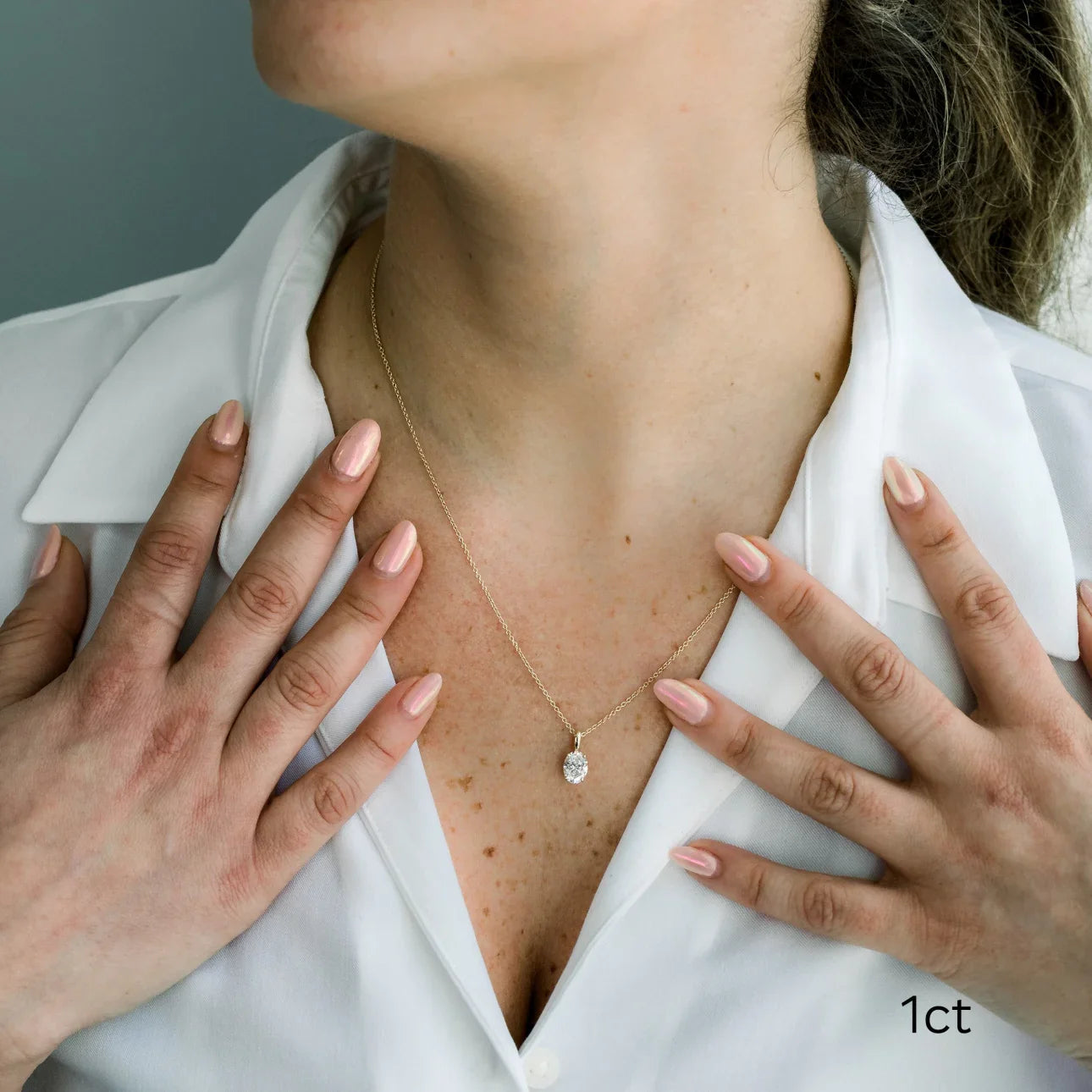 Oval Lab Grown Diamond Classic Pendant With Chain, EF Color, VS Clarity, IGI Certified