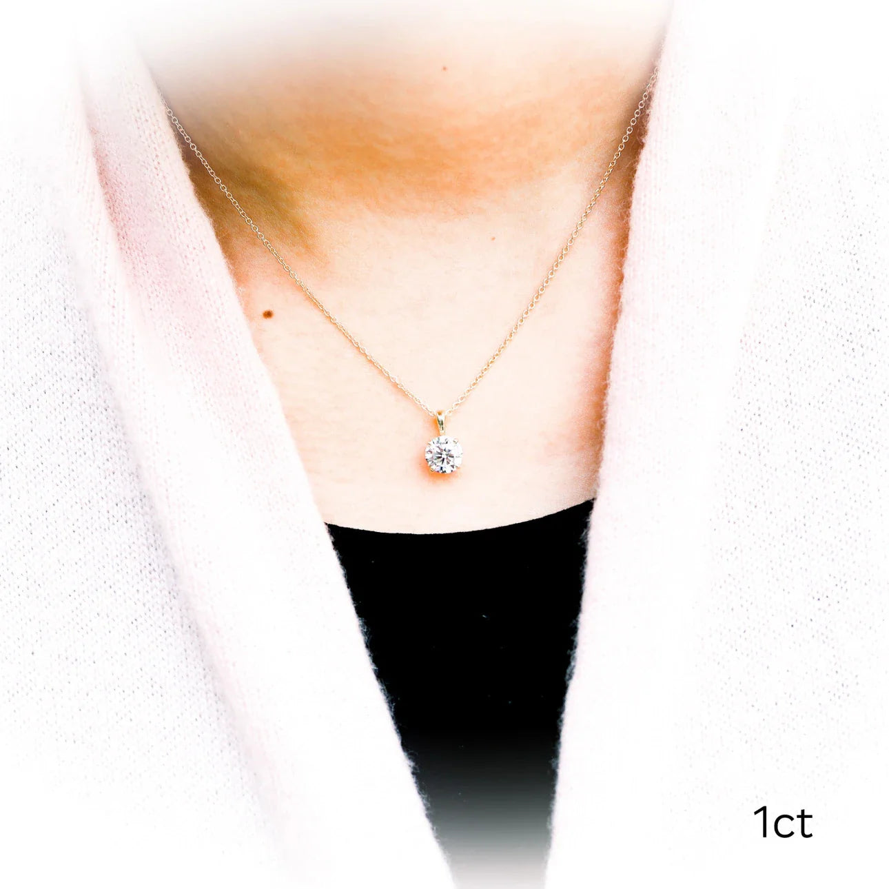 Round Lab Grown Diamond Classic Pendant With Chain, EF Color, VS Clarity, IGI Certified