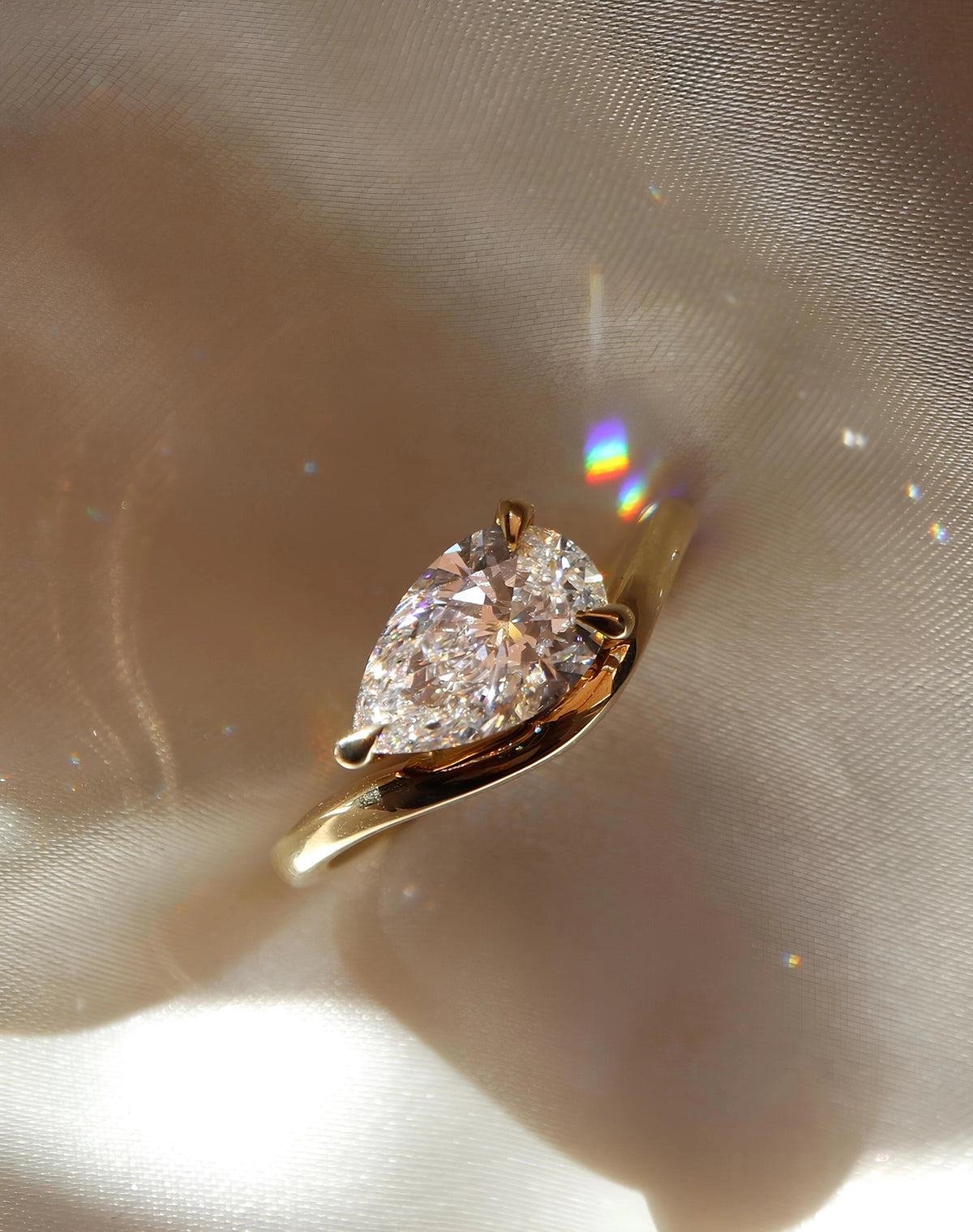 Common :: Unii Jewels 1.33ct pear lab grown diamond solitaire engagement ring