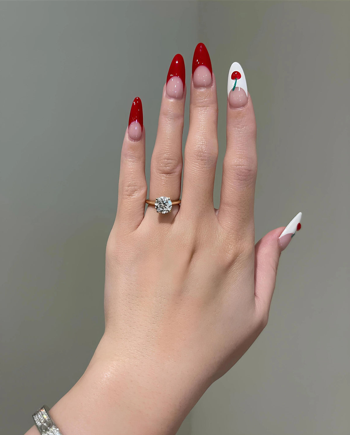 Common :: 1.50ct round lab grown diamond engagement ring by Unii Jewels