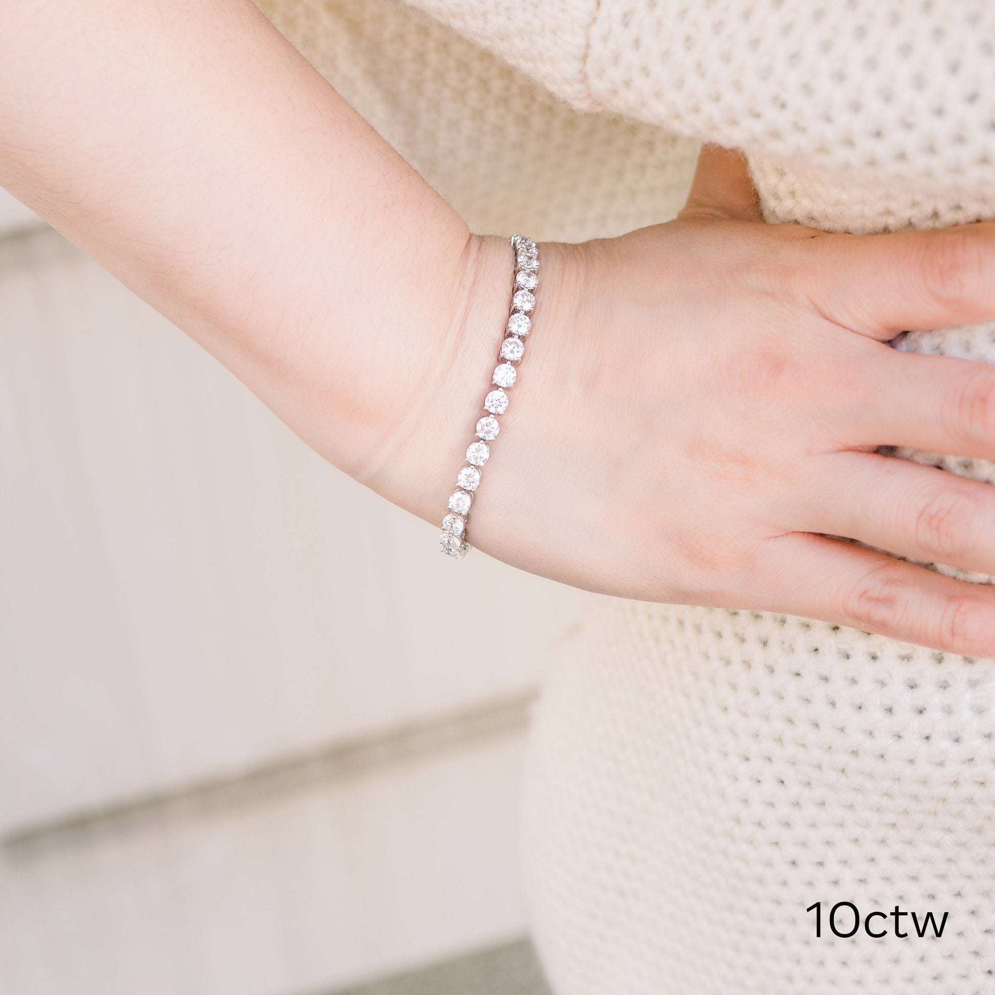 Round Lab Grown Diamond Three Prong Tennis Bracelet, EF Color, VS Clarity, IGI Certificate