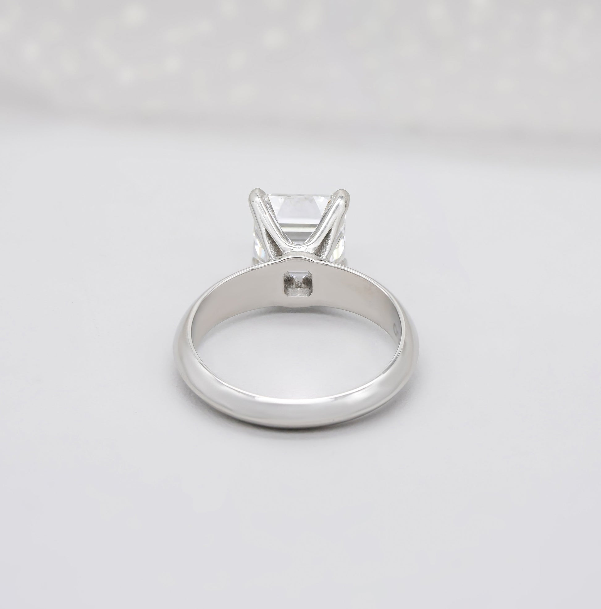 Asscher 2.00ct Lab Grown Diamond Engagement Ring | Halo Pave Setting | IGI Certified | White Gold | D-E-F Color | VVS-VS Clarity