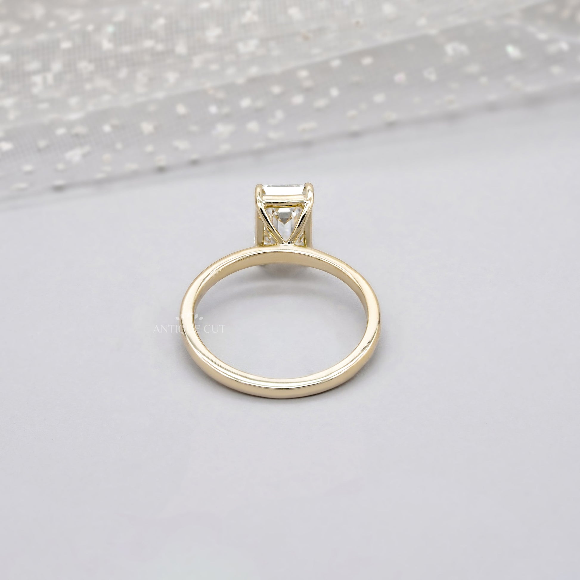 Emerald 2.00ct Lab Diamond Solitaire Ring | Yellow Gold | Minimalist IGI Certified