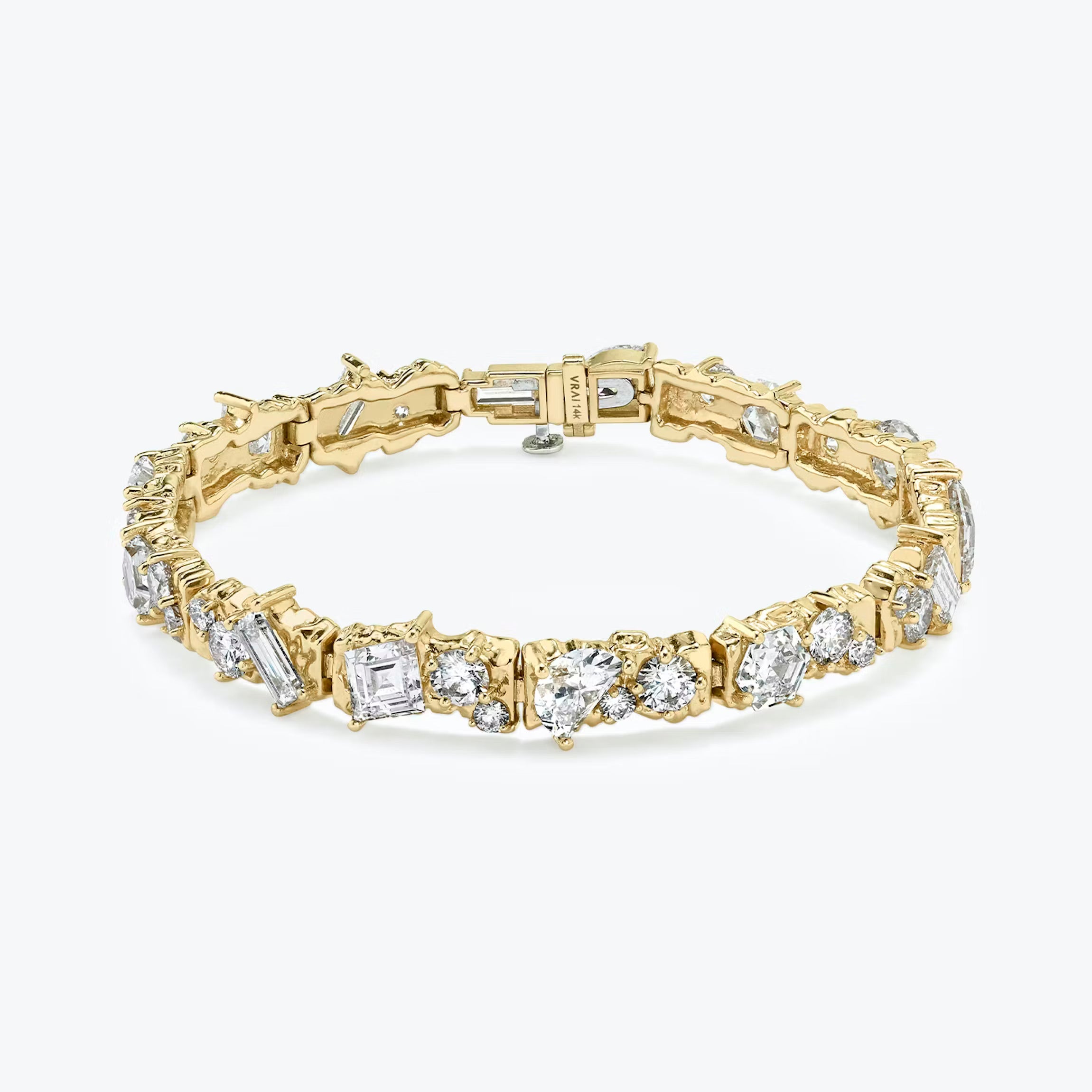 Multi Lab Grown Diamond Unity Bracelet, EF Color, VS Clarity, IGI Certificate