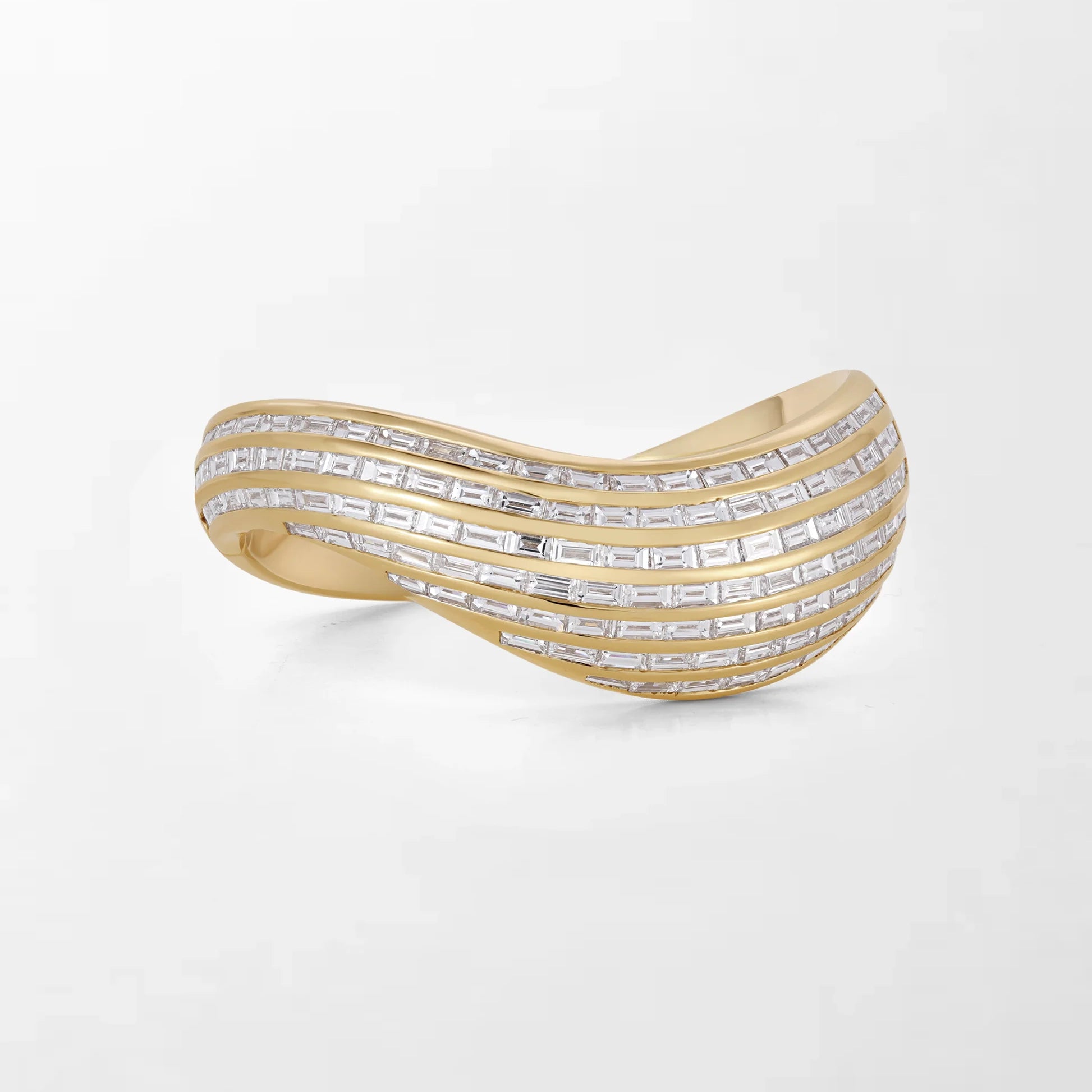 Common :: Elara 19 CTW baguette lab grown diamond bracelet