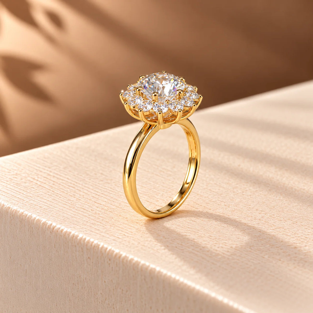 Common :: 1CT Round center diamond with 0.60TCW Round diamond accents