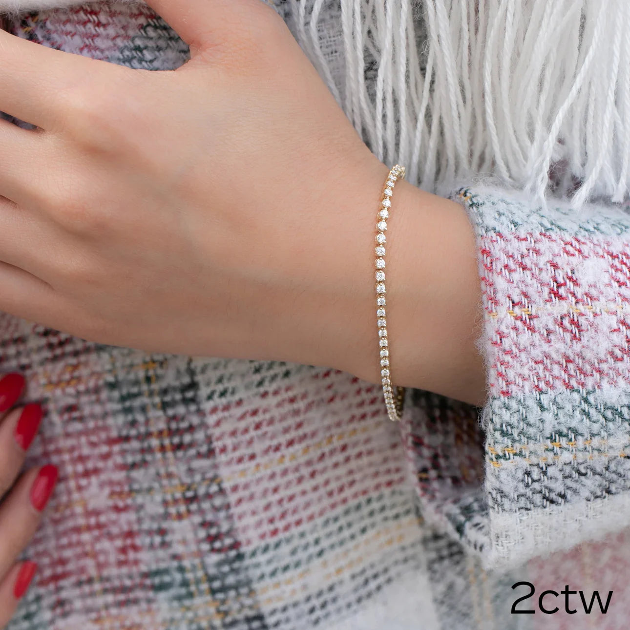 Round Lab Grown Diamond Three Prong Tennis Bracelet, EF Color, VS Clarity, IGI Certificate