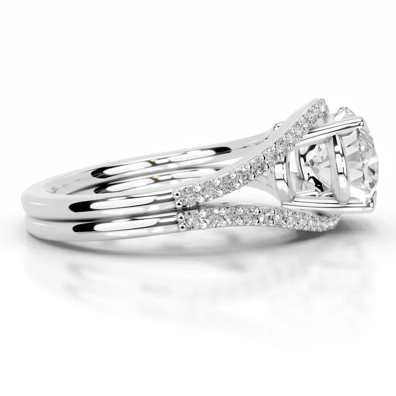 White :: Elegant oval halo Zenvira lab diamond ring IGI certified engagement