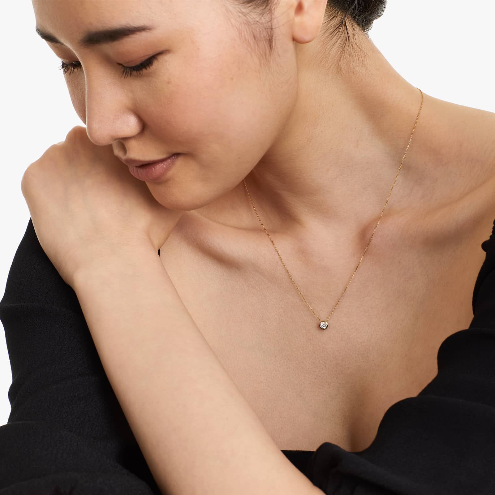 Round Lab Grown Diamond Bezel Style Pendant, EF Color, VS Clarity - IGI Certificate