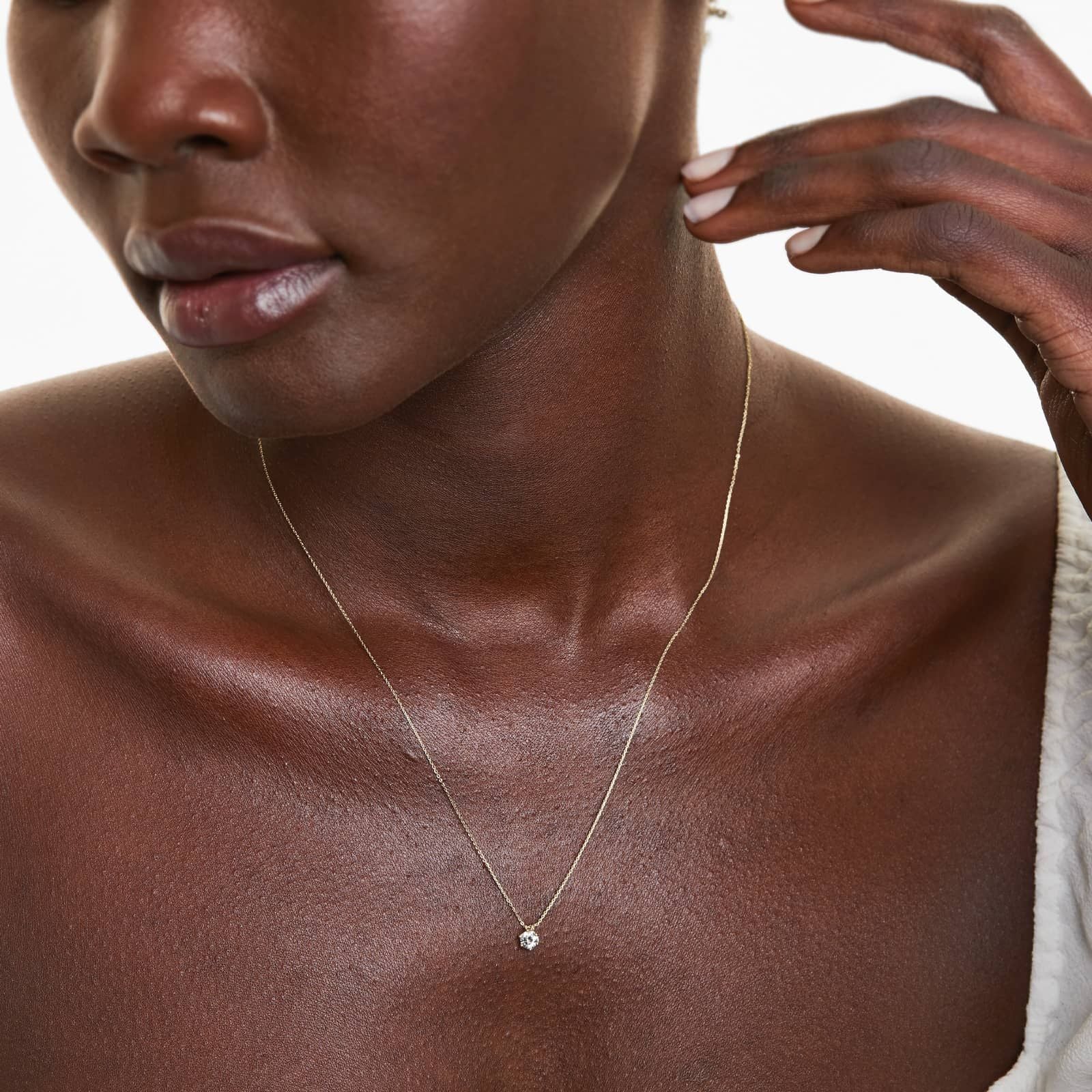 Scallop Basket Diamond Pendant