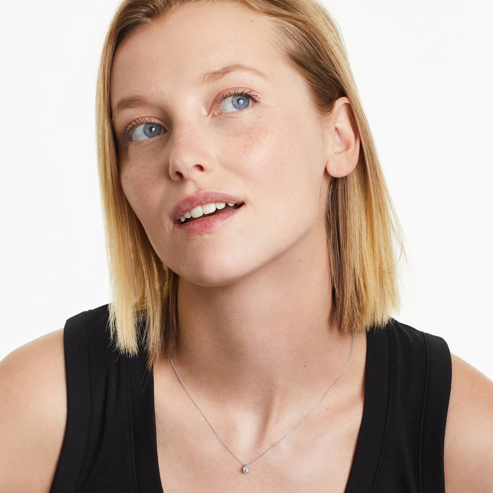 Round Lab Grown Diamond Double Prong Pendant With Chain, EF Color, VS Clarity, IGI Certfied