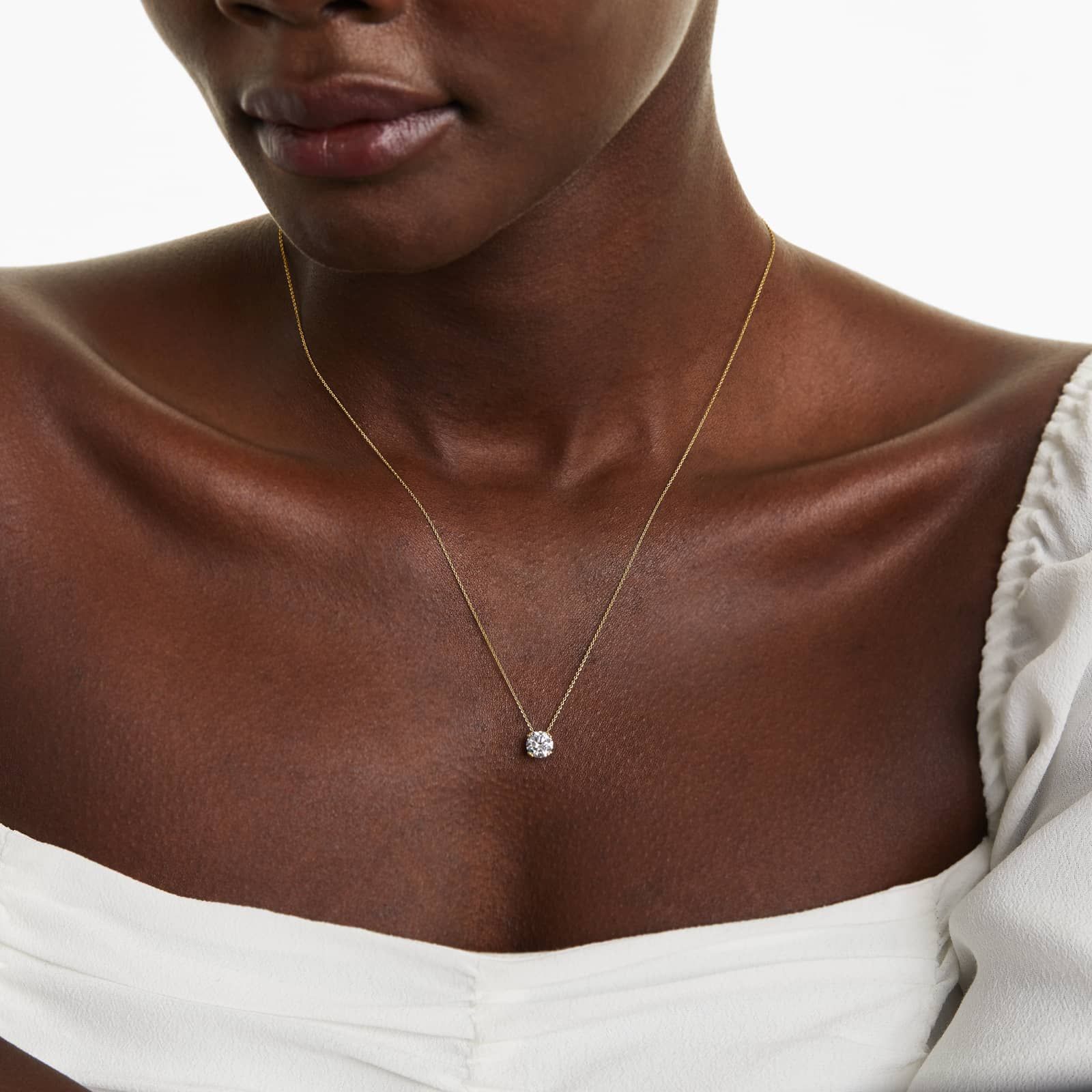 Round Lab Grown Diamond Double Prong Pendant With Chain, EF Color, VS Clarity, IGI Certfied