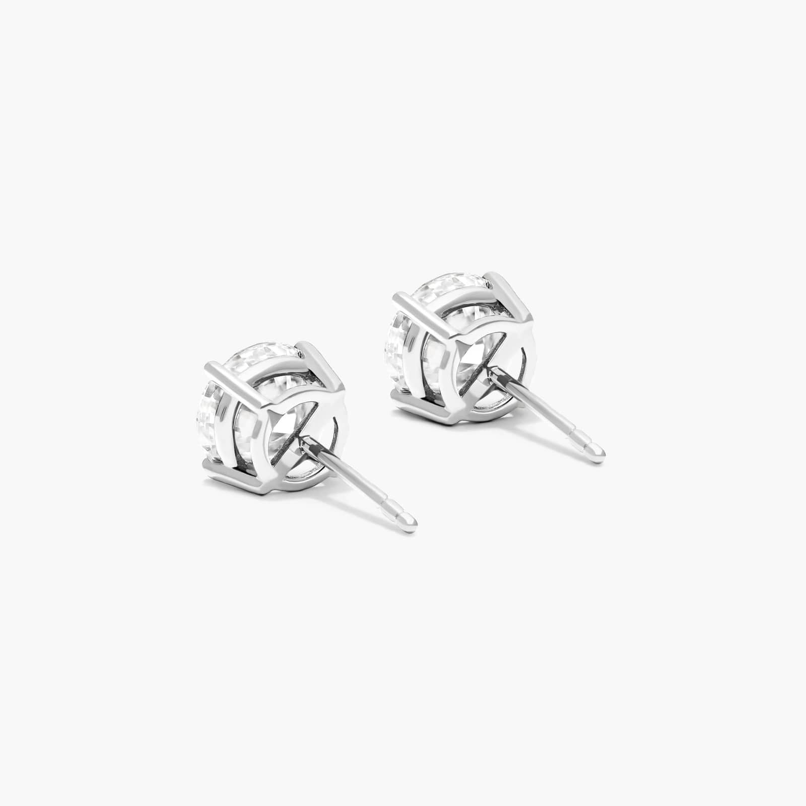 Unii Jewels Solitaire Stud