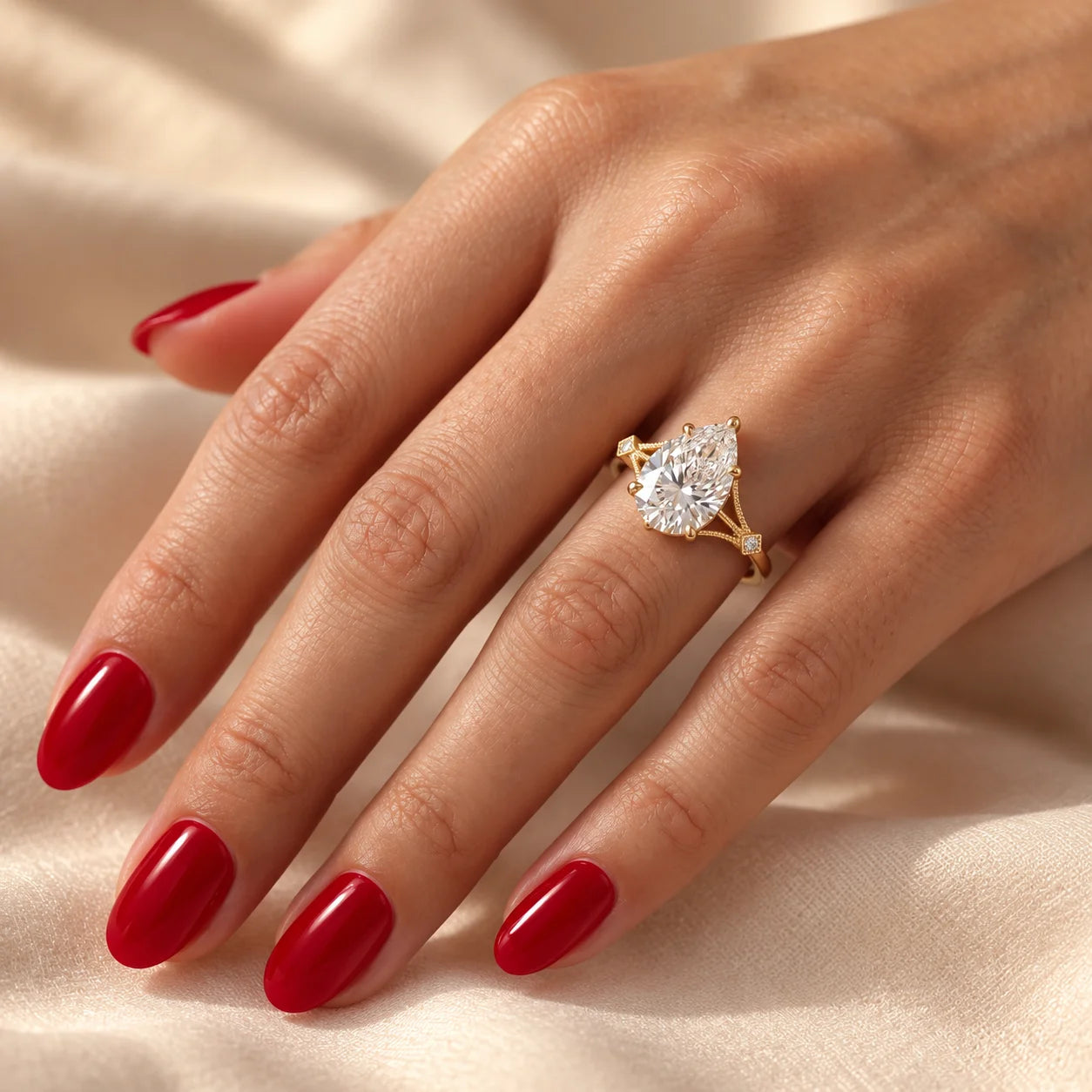 Common :: 2CT Pear Lab Grown Diamond Ring with Round side diamonds