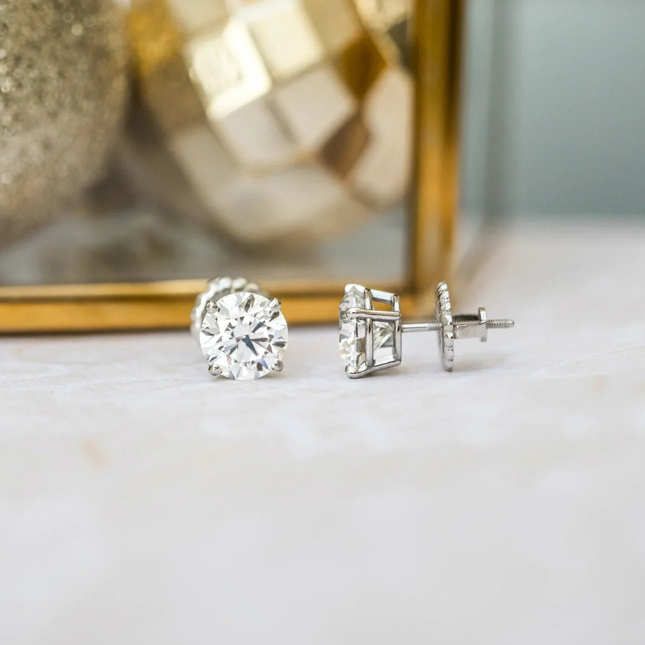 ROUND STUD EARRINGS