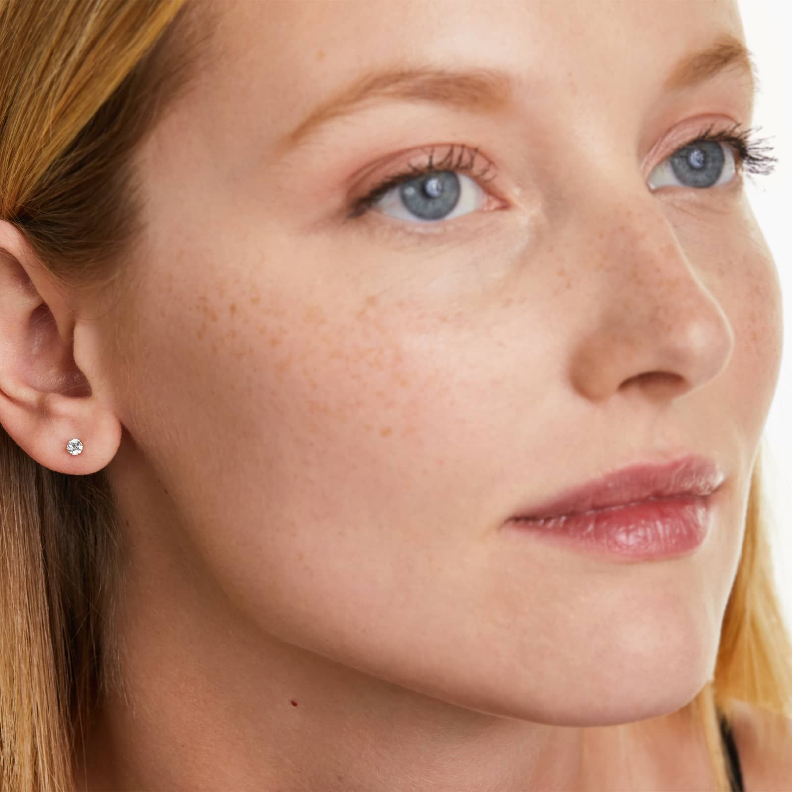 Round Lab Grown Diamond Double Prong Stud Solitaire Earring, EF Color, VS Clarity, IGI Certified