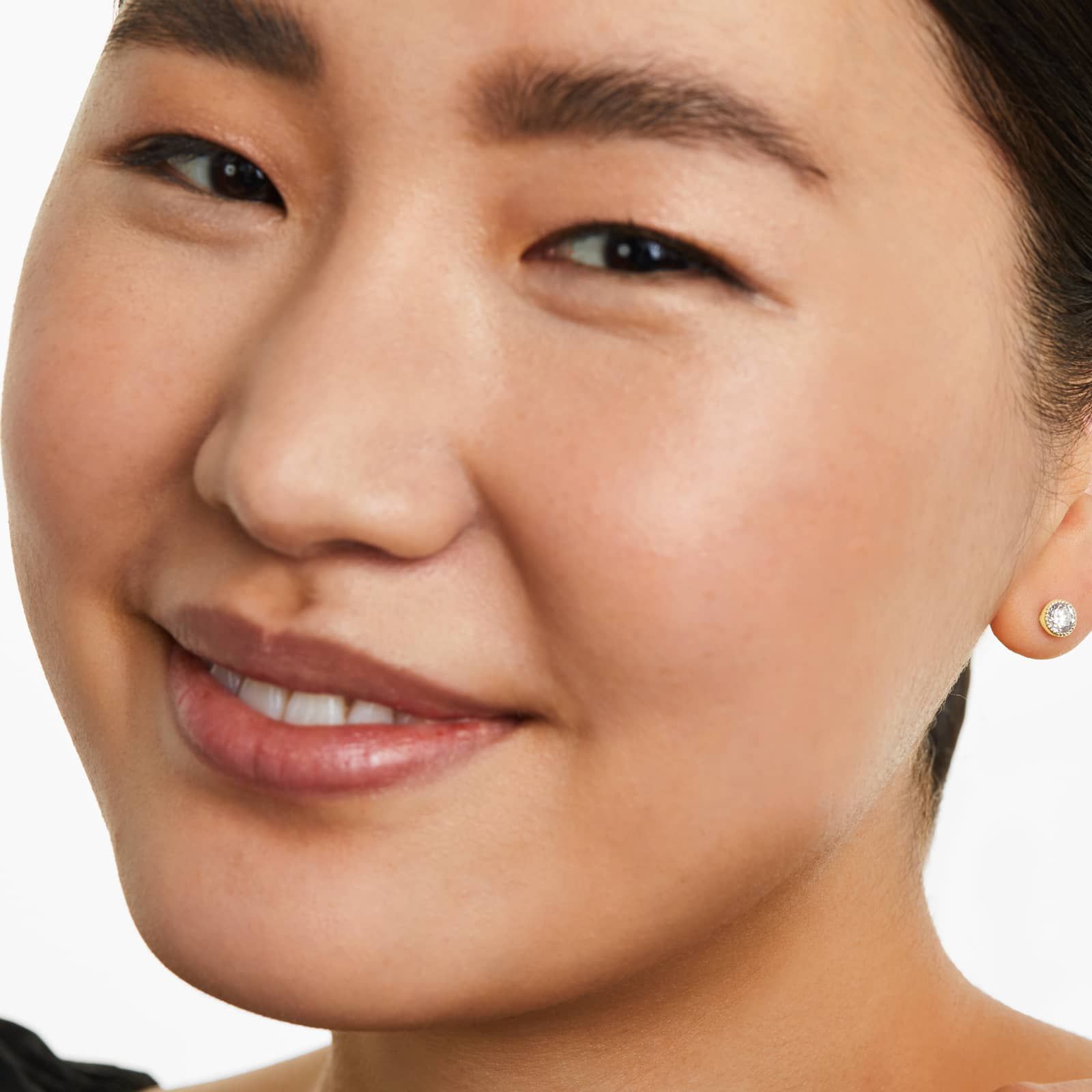 Round Lab Grown Diamond Milgrain Bezel Set Stud Earrings, EF Color, VS Clarity, IGI Certified