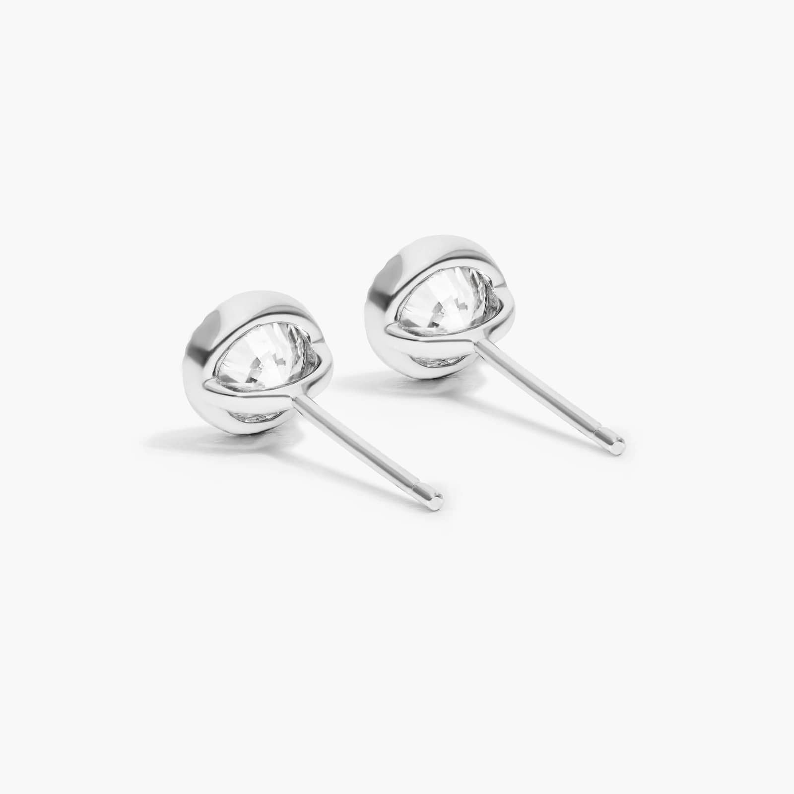 Round Lab Grown Diamond Milgrain Bezel Set Stud Earrings, EF Color, VS Clarity, IGI Certified