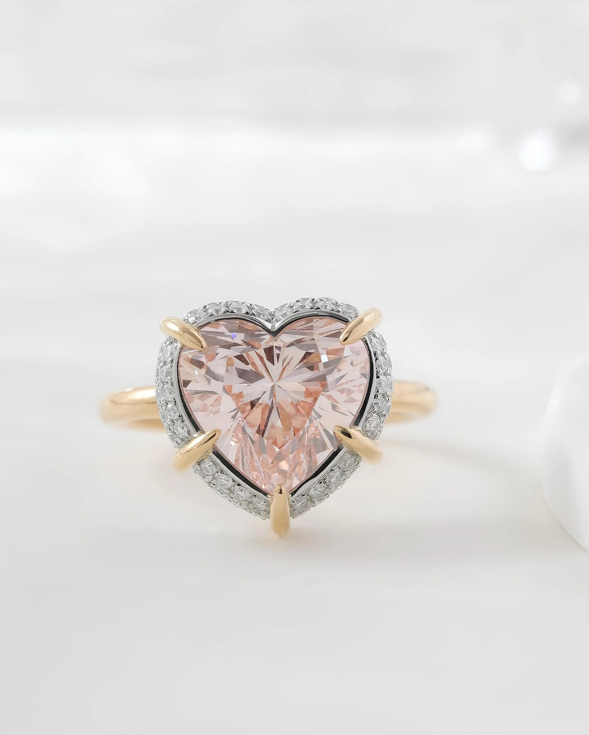 Common :: Unii Jewels 4.58TCW Vivid Pink Heart lab grown diamond halo engagement ring