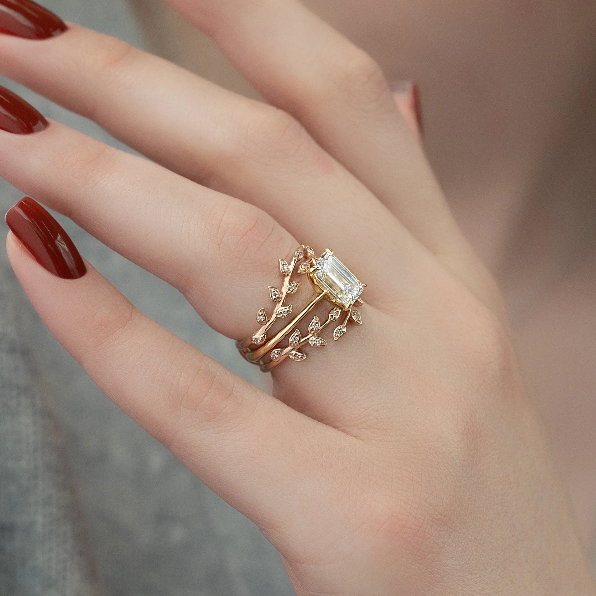 0.10ct Round Diamond Ring Jacket | IGI Certified