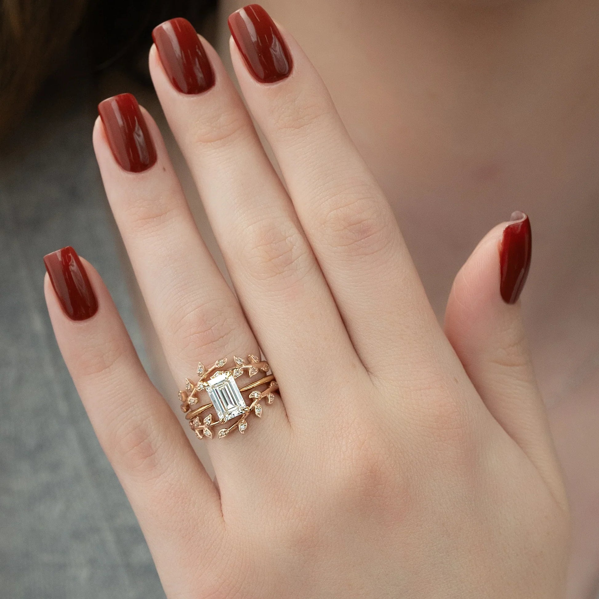 0.10ct Round Diamond Ring Jacket | IGI Certified