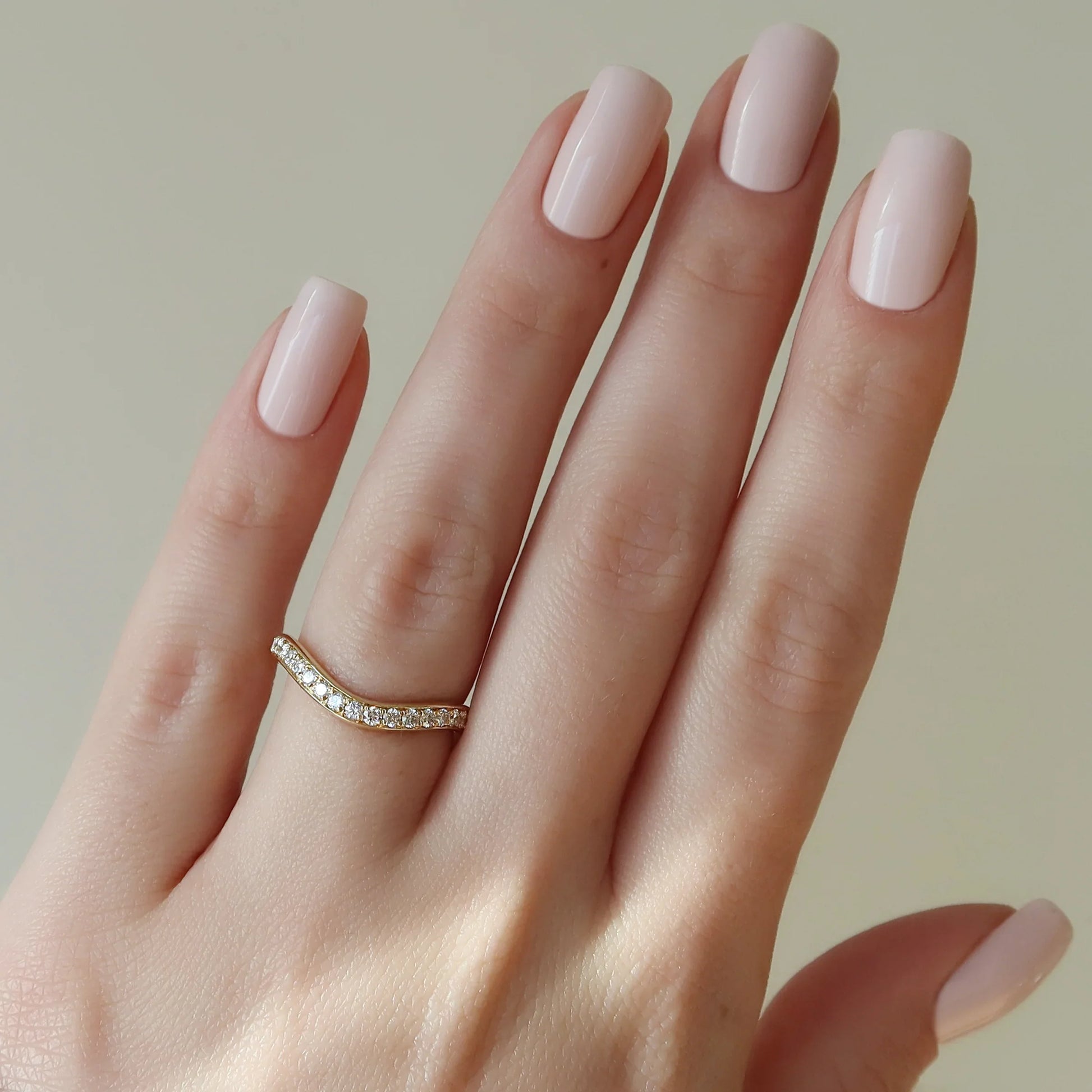 0.40ct Round Lab Grown Pavé Curved Diamond Wedding Band | IGI Certified