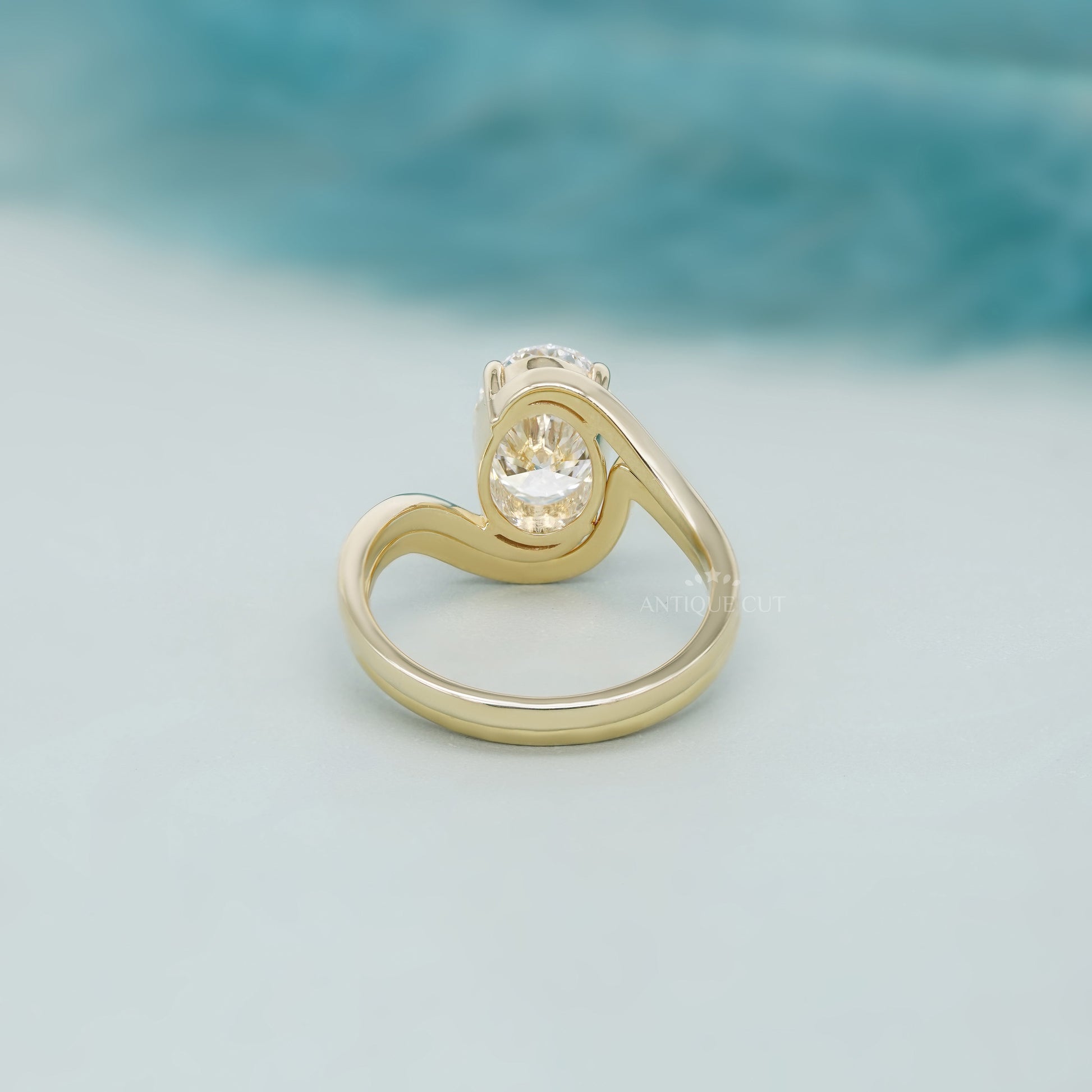 Modern Curve 3.20tcw Oval Lab Diamond Engagement Ring | Matching Curved Band | IGI Certified