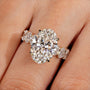 Common :: 5CT Oval center diamond with 3.00TCW Oval side diamonds