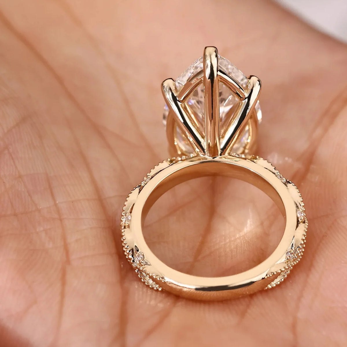 Common :: 5CT Pear diamond engagement ring with 2MM band