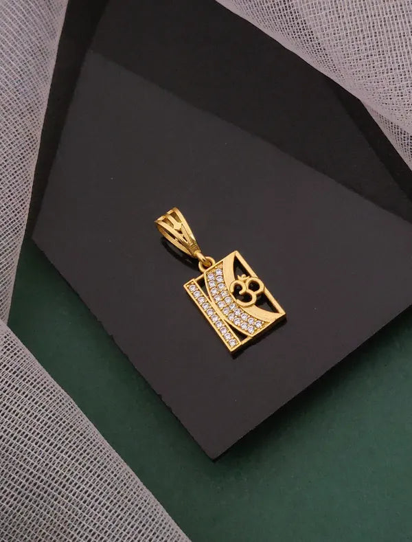 Om with elegance design with Diamond Pendant