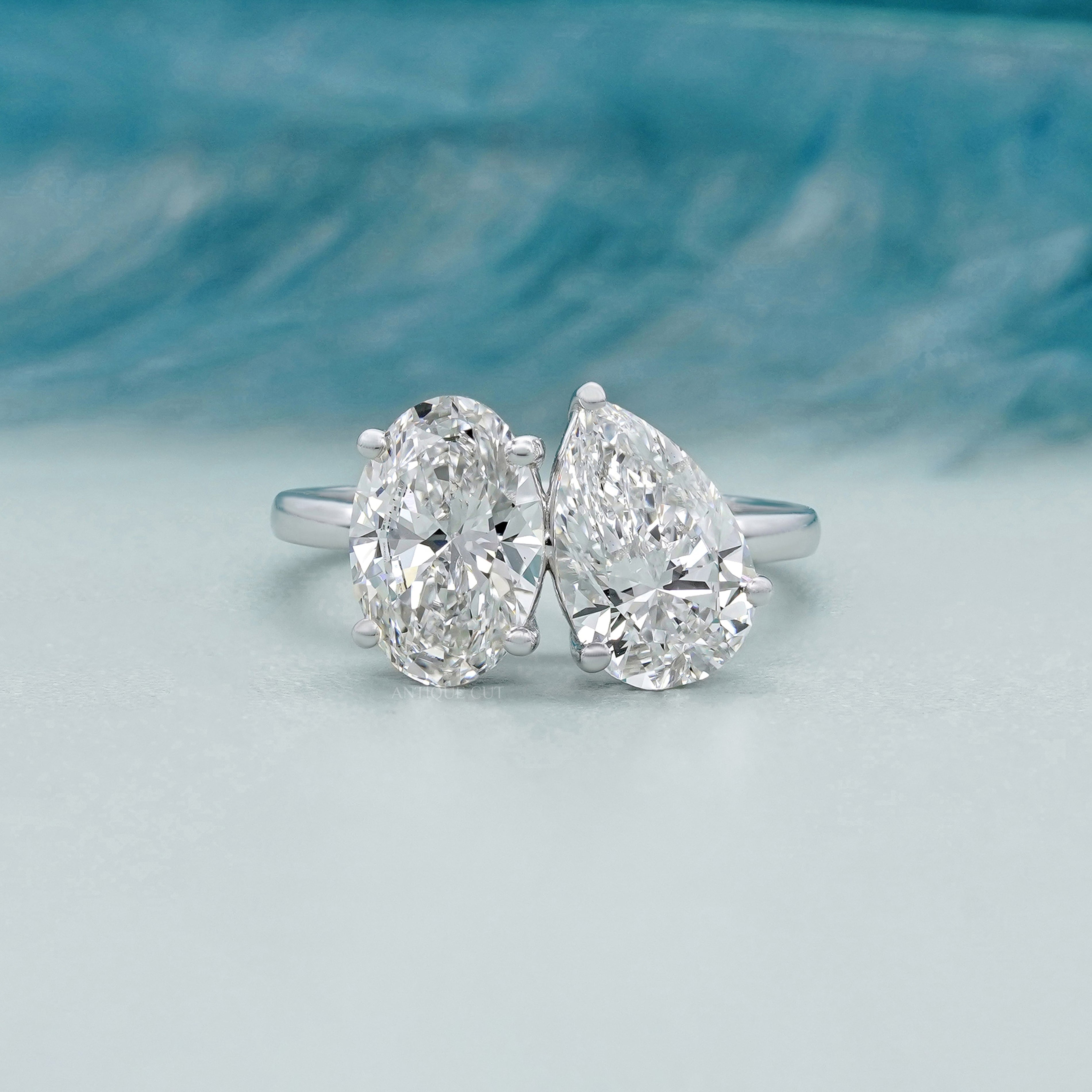 Oval & Pear 4.40tcw Toi et Moi Lab Grown Diamond Engagement Ring | IGI Certified