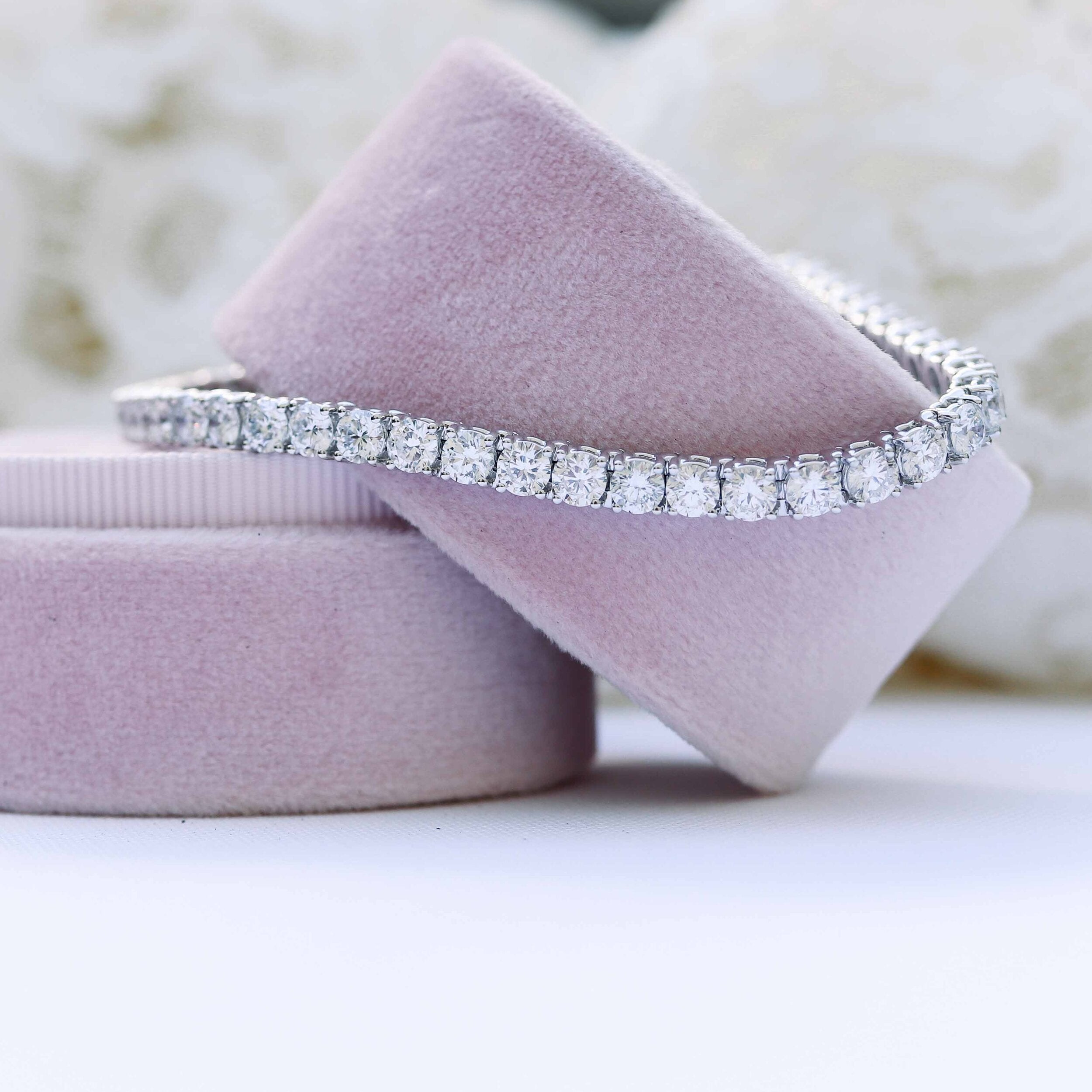 Round Lab Grown Diamond Four Prong Tennis Bracelet , EF Color, VS Clarity, IGI Certificate