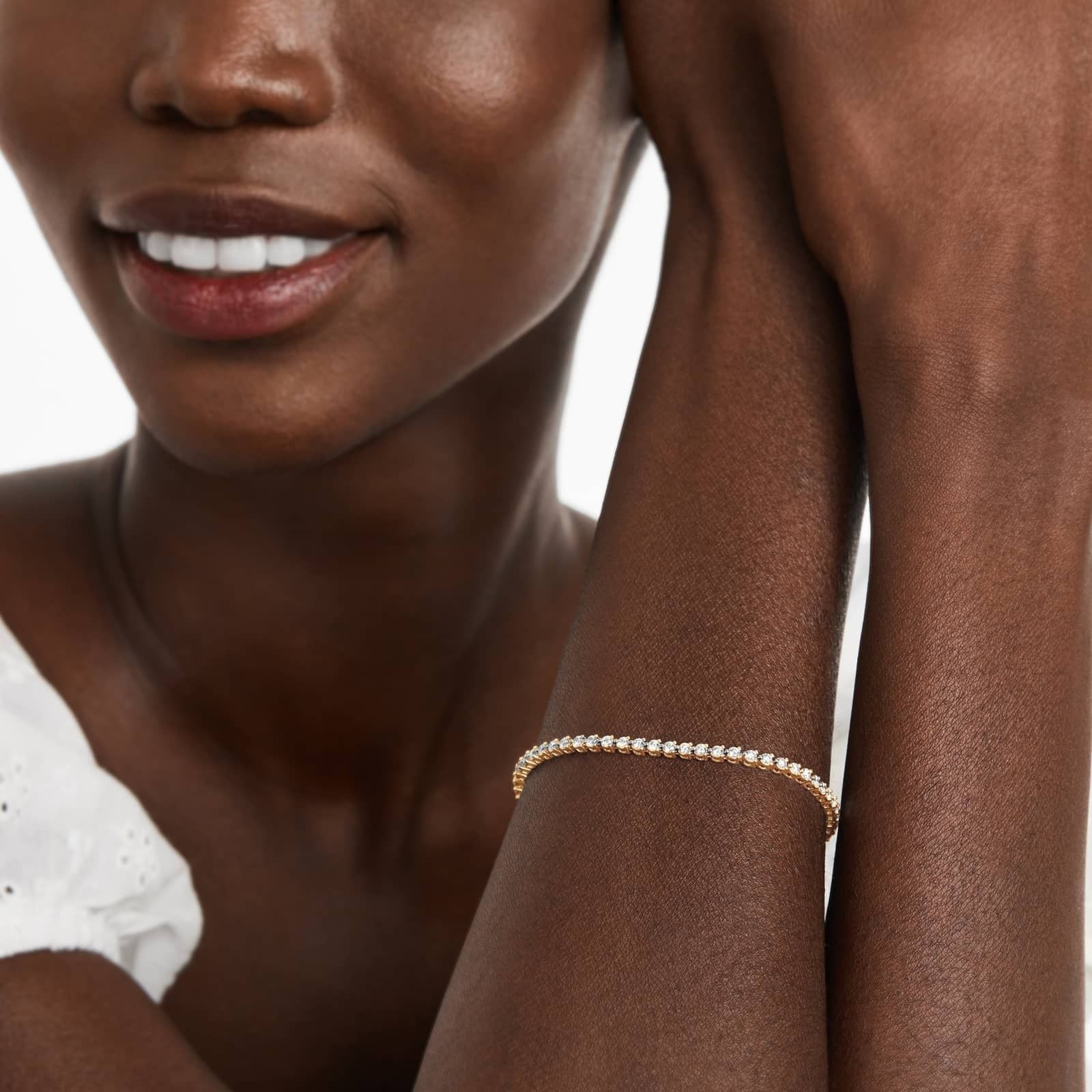 Round Lab Grown Diamond Three Prong Tennis Bracelet, EF Color, VS Clarity, IGI Certified