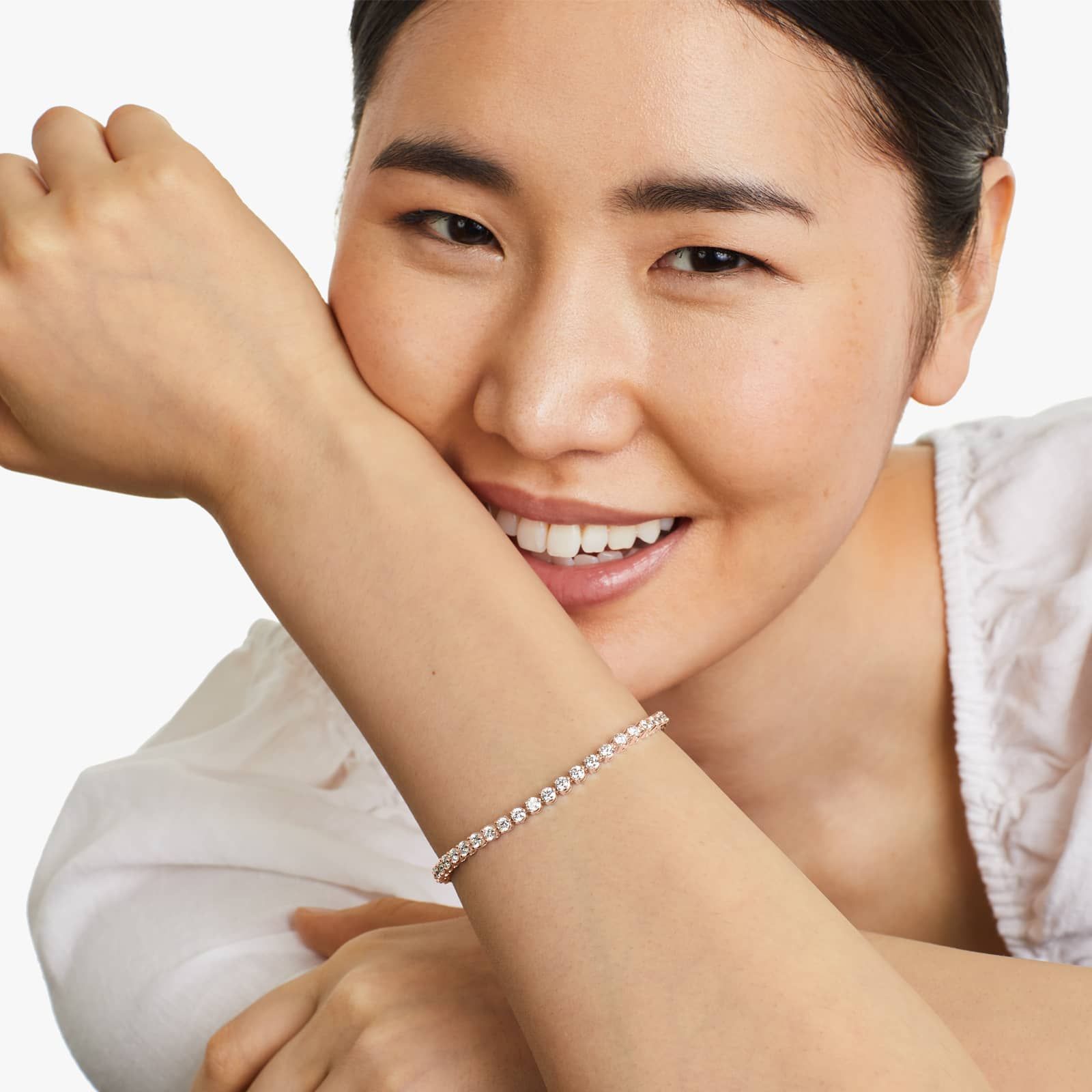 Round Lab grown Diamond Three Prong Tennis Bracelet, EF Color, VS Clarity, IGI Certified