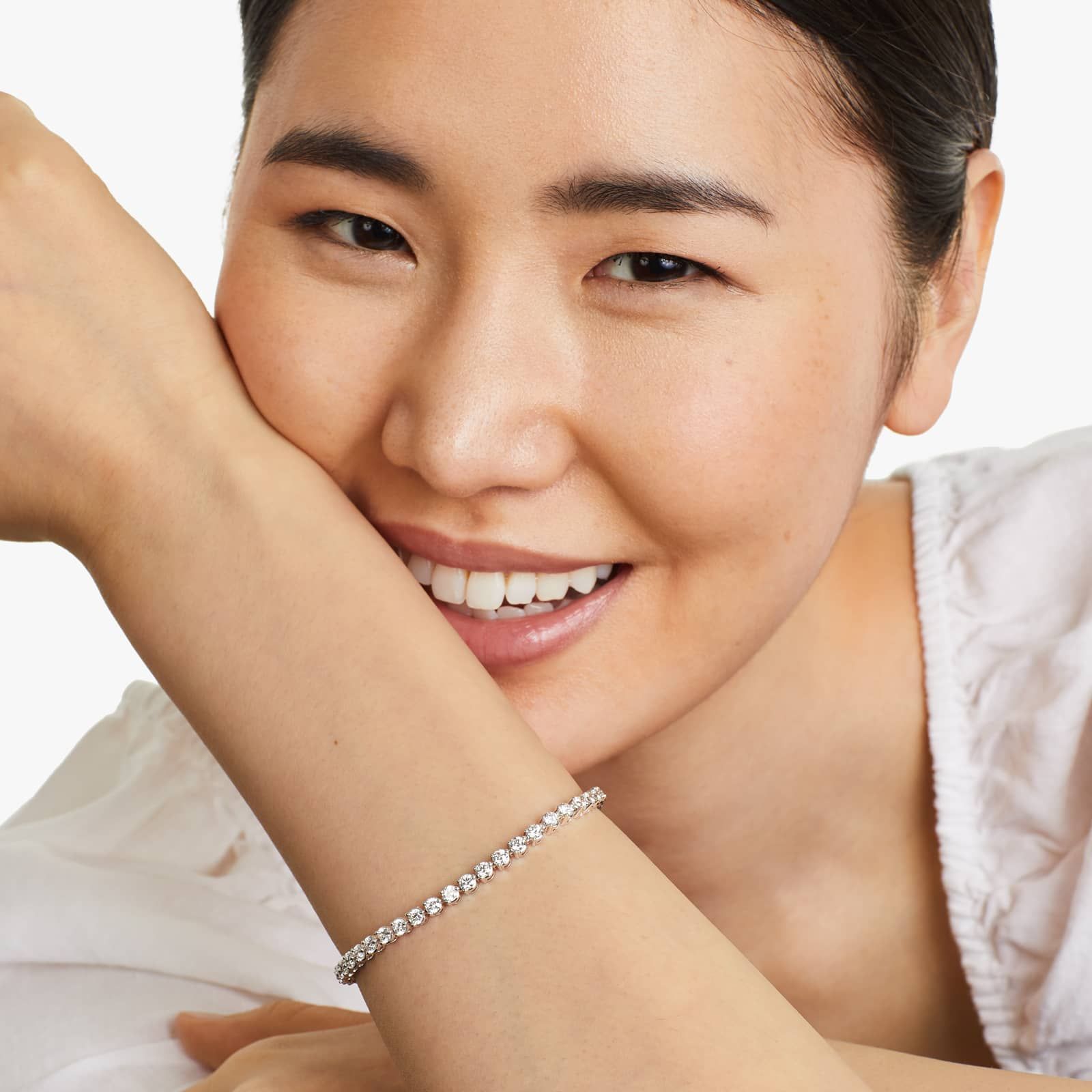 Round Lab grown Diamond Three Prong Tennis Bracelet, EF Color, VS Clarity, IGI Certified