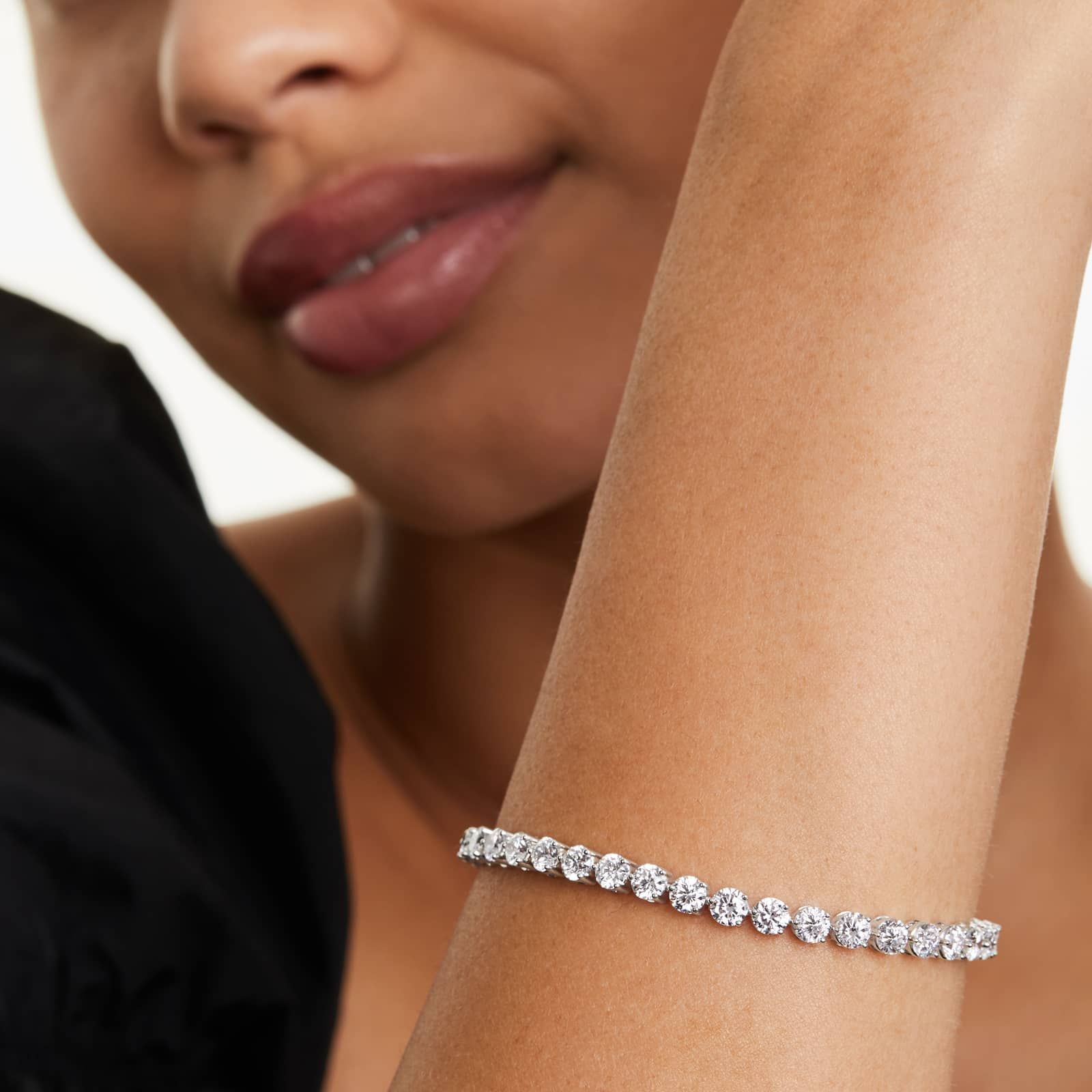 Round Lab grown Diamond Three Prong Tennis Bracelet, EF Color, VS Clarity, IGI Certified