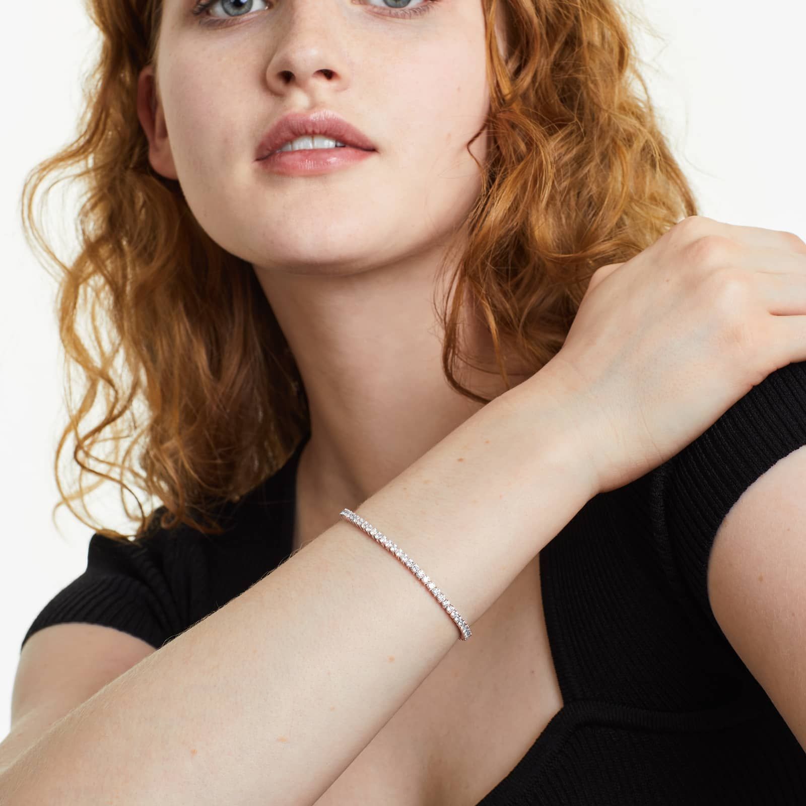 Round Lab Grown Diamond Two Prong Tennis Bracelet, EF Color, VS Clarity, IGI Certificate