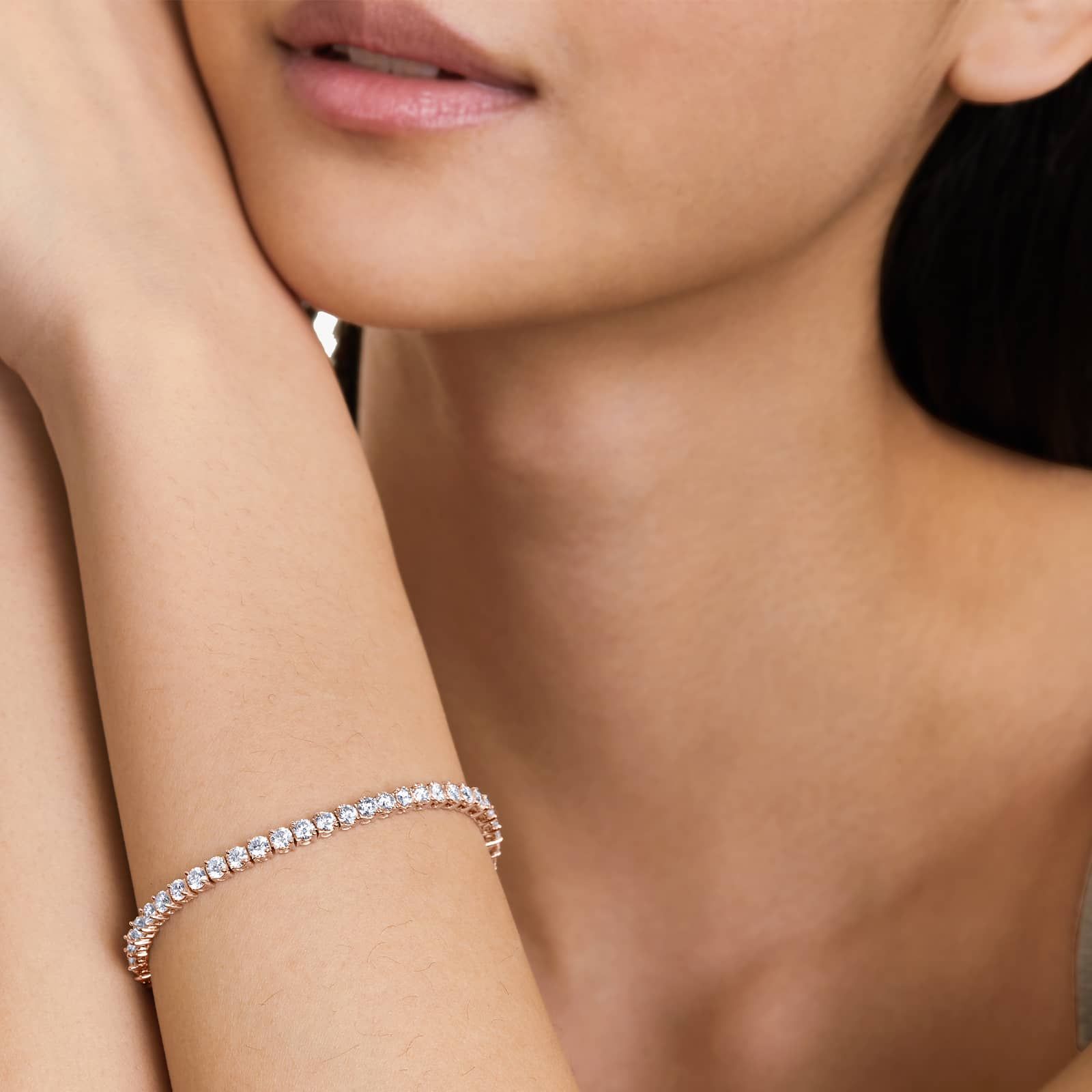 Round Lab Grown Diamond Two Prong Tennis Bracelet, EF Color, VS Clarity, IGI Certificate